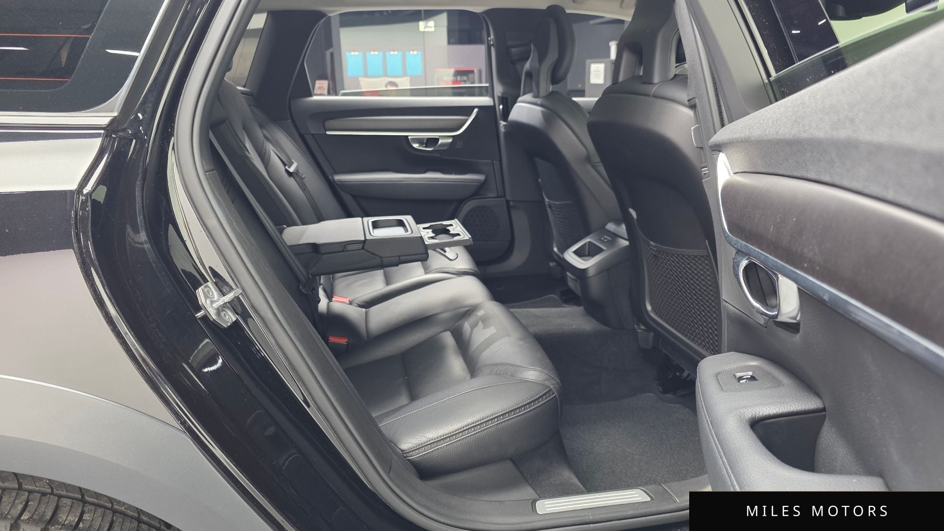 Volvo V90 크로스컨트리 2017 — миниатюра 12