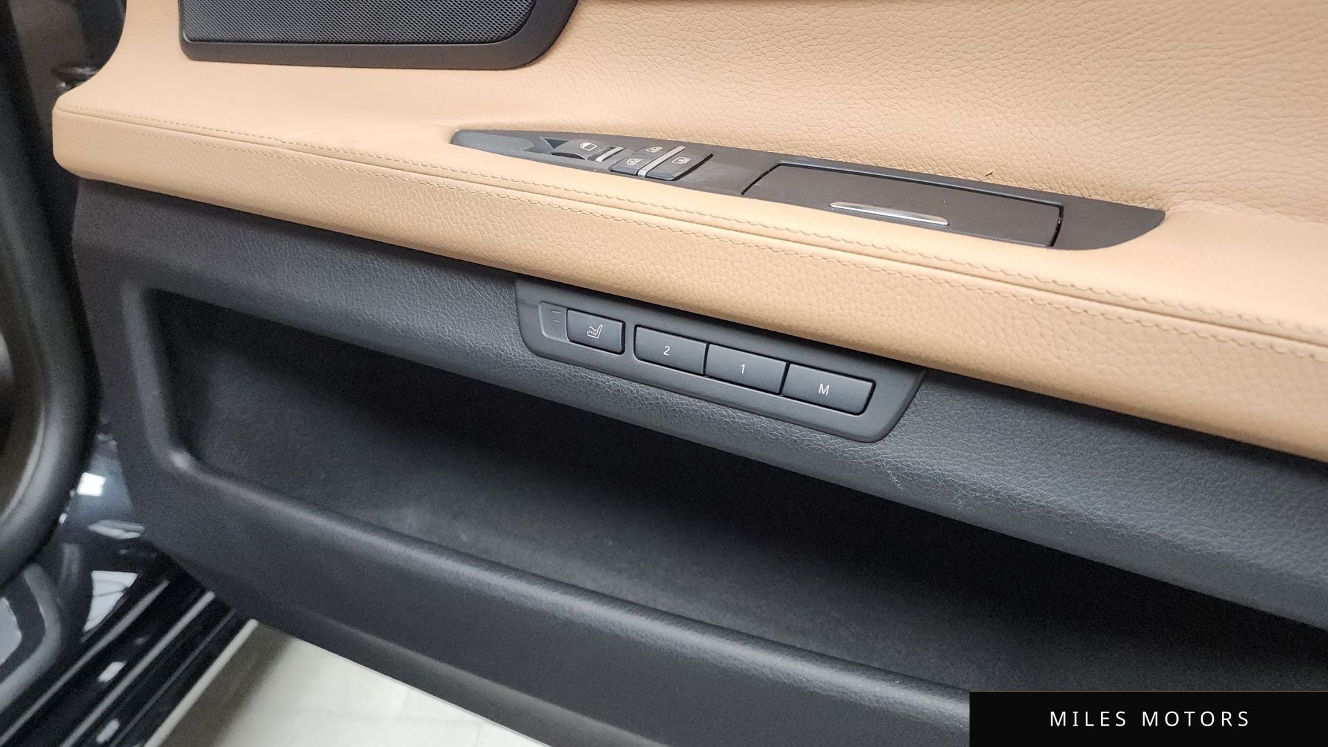BMW 7시리즈 (F01) 2011 — миниатюра 16