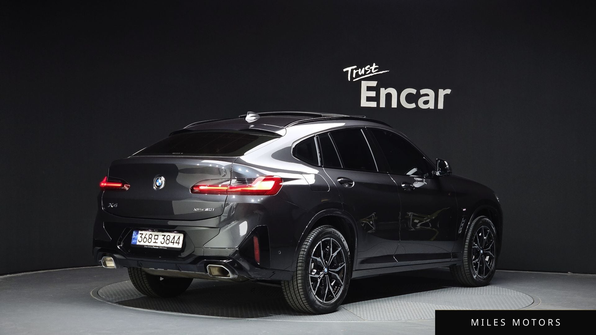 BMW X4 (G02) 2024 — миниатюра 2