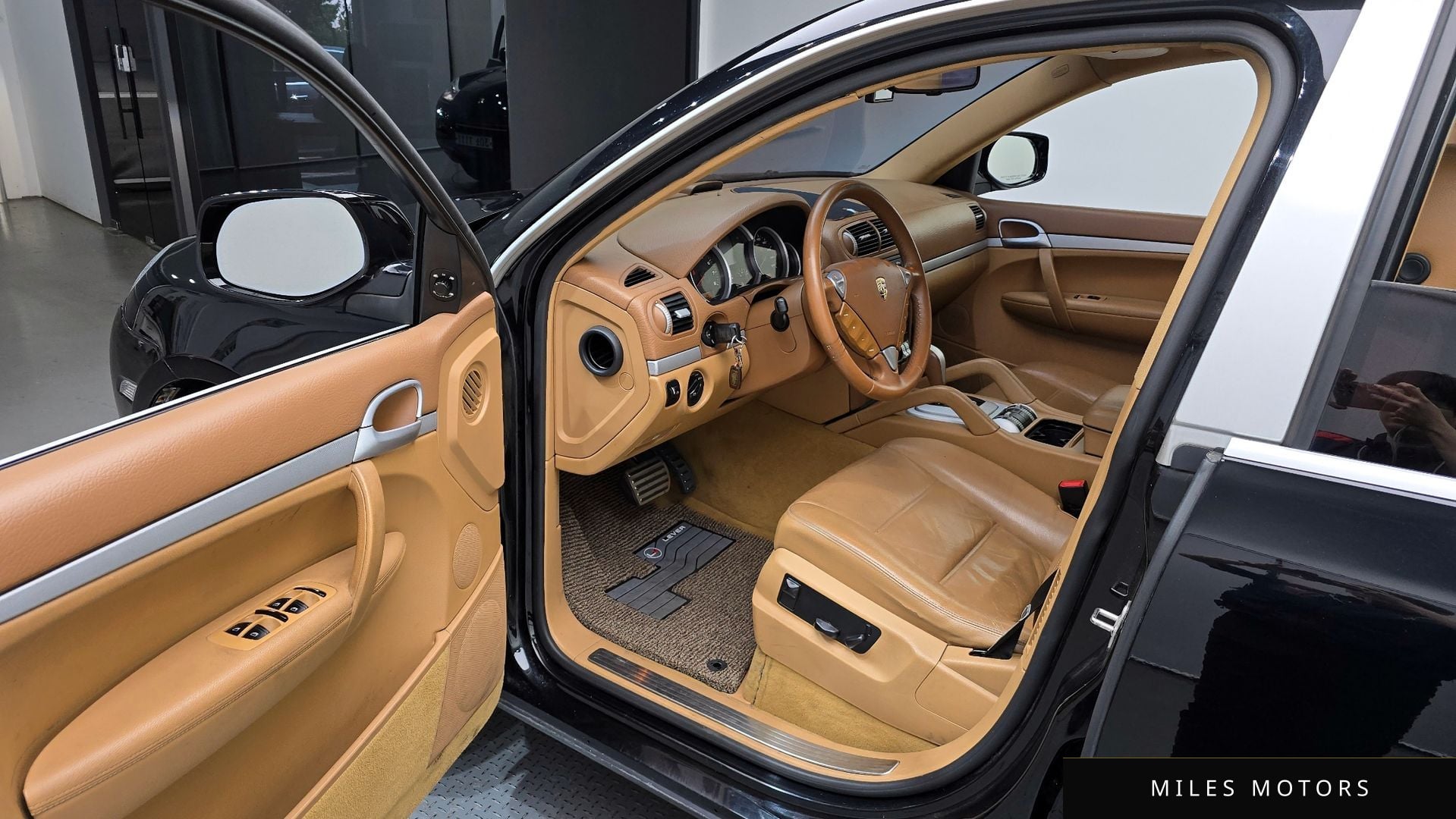 Porsche Cayenne 2008 — миниатюра 11