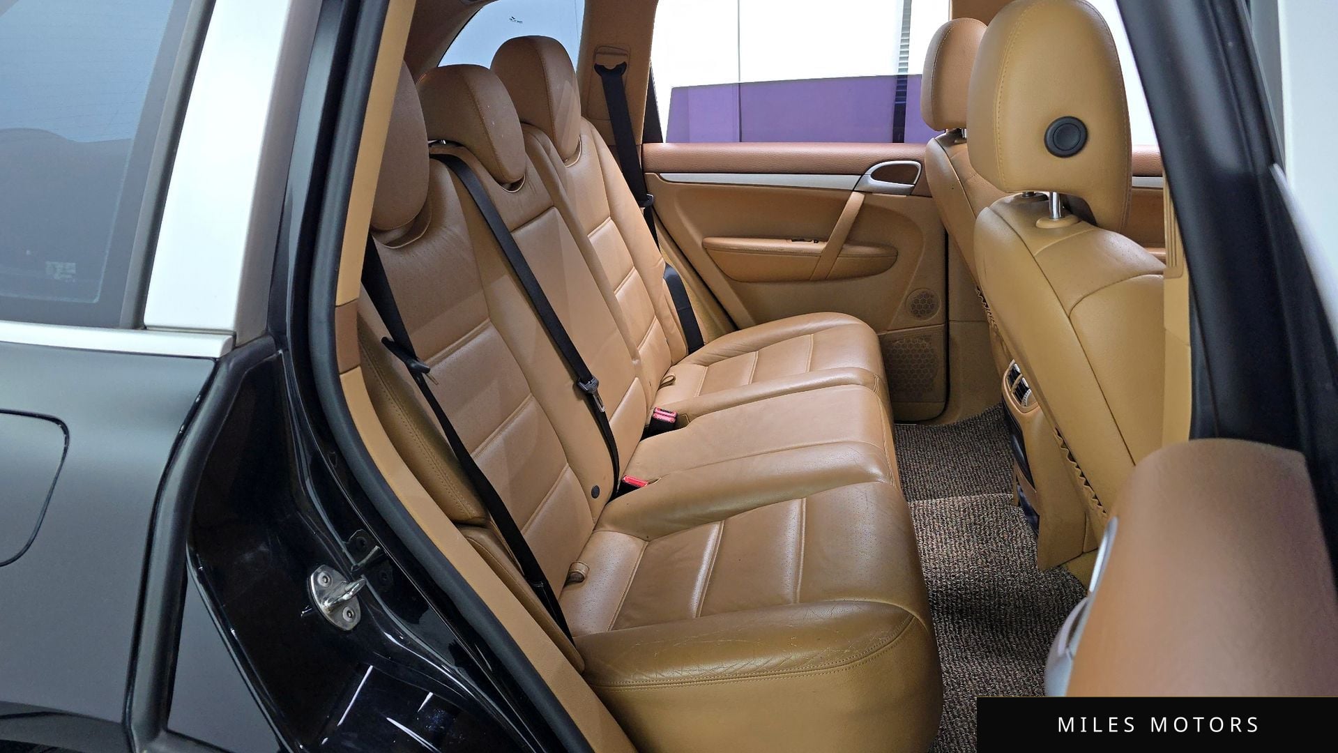 Porsche Cayenne 2008 — миниатюра 12