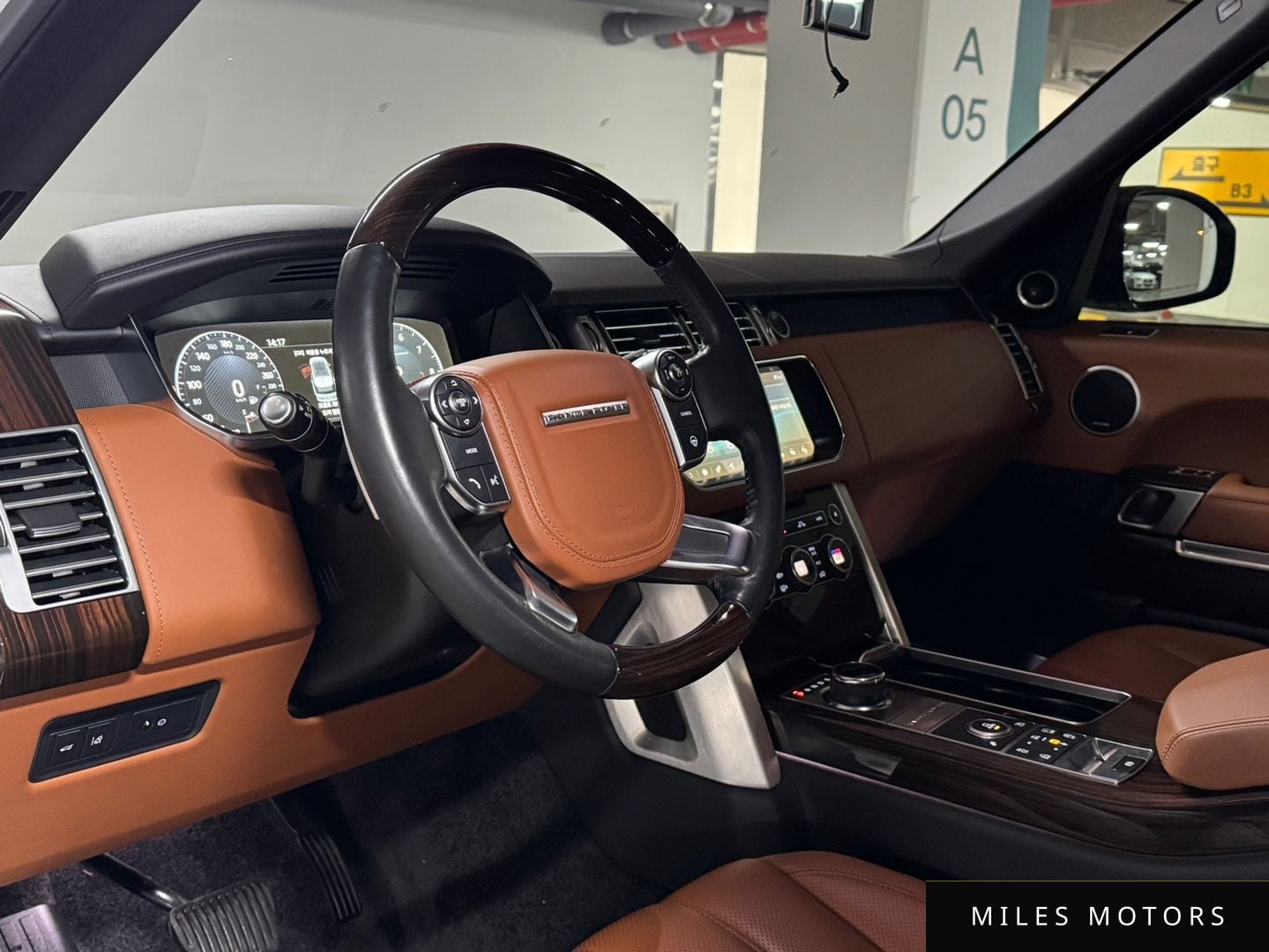 Land Rover Range Rover 2017 — миниатюра 9