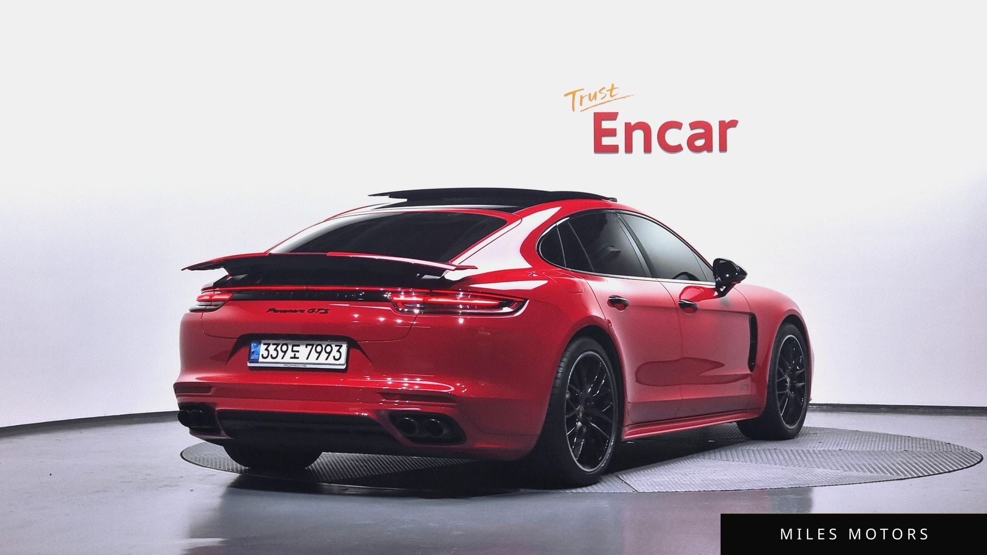Porsche Panamera 2020 — миниатюра 2