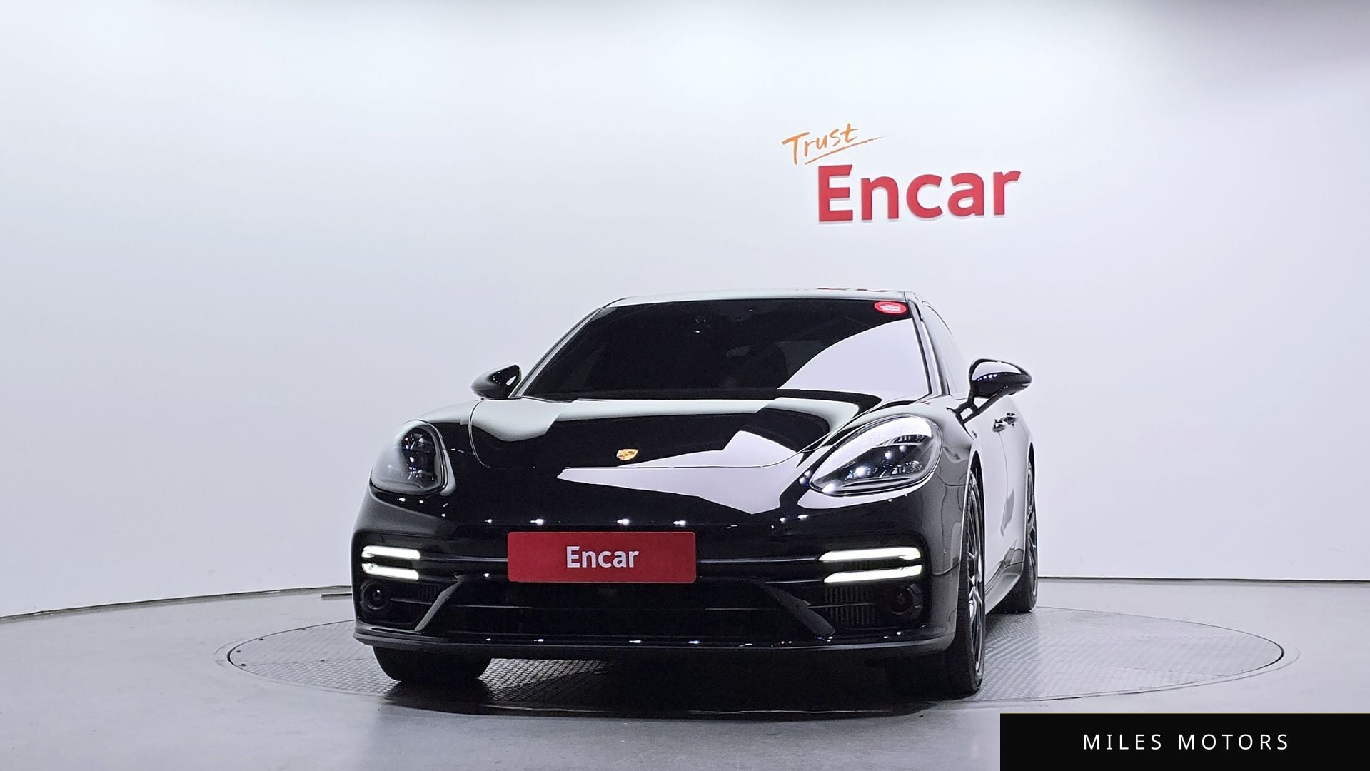 Porsche Panamera 2023 — миниатюра 3