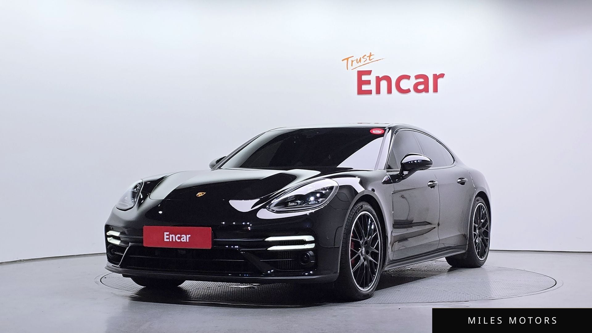 Porsche Panamera 2023 — миниатюра 7