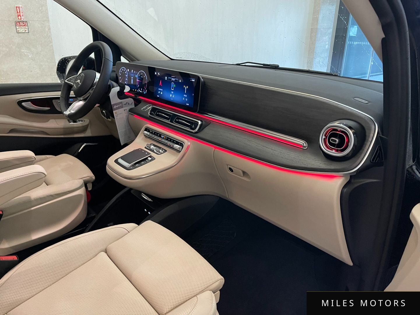 Mercedes-Benz V-Class 2025 — миниатюра 6
