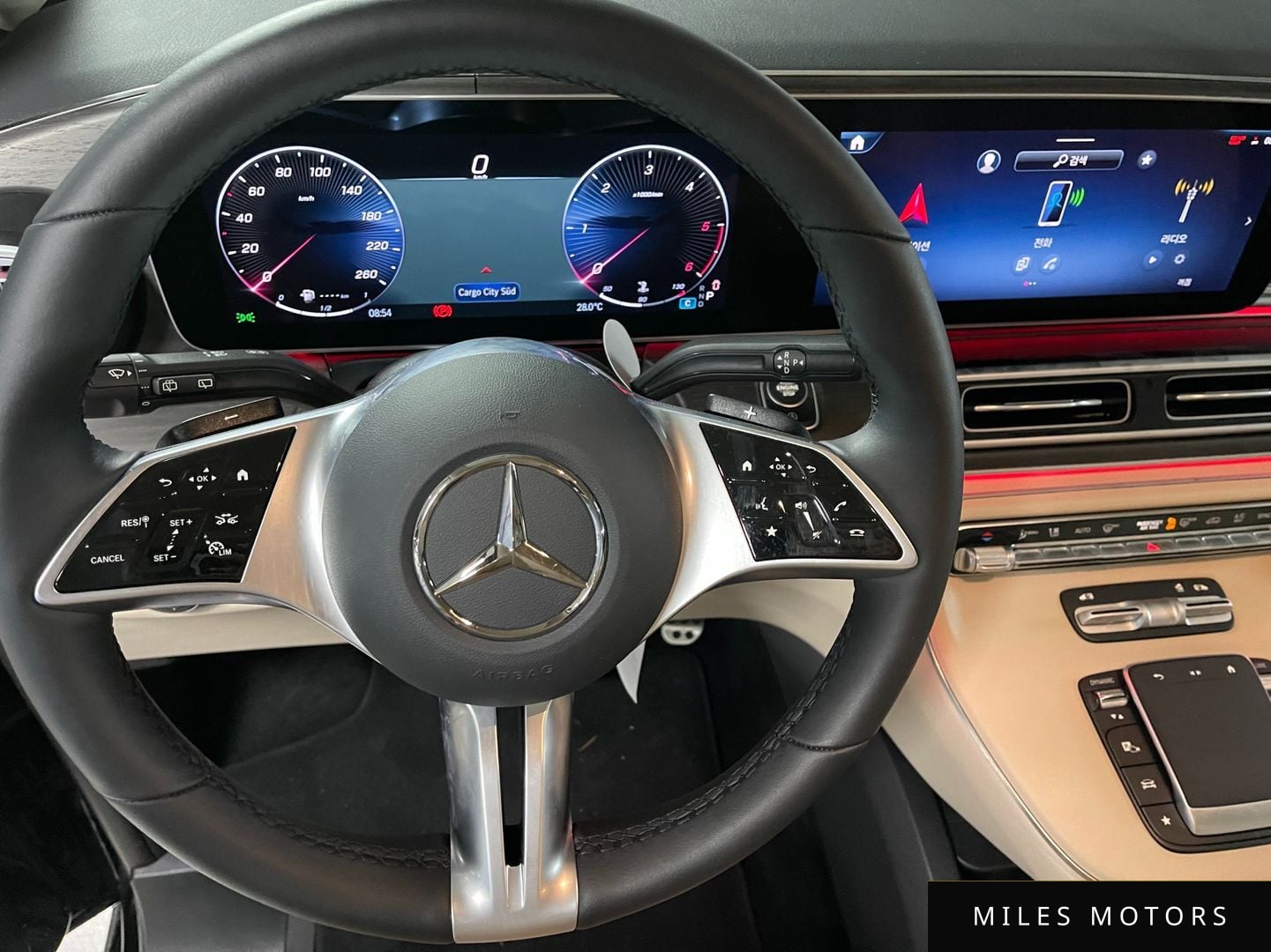 Mercedes-Benz V-Class 2025 — миниатюра 7