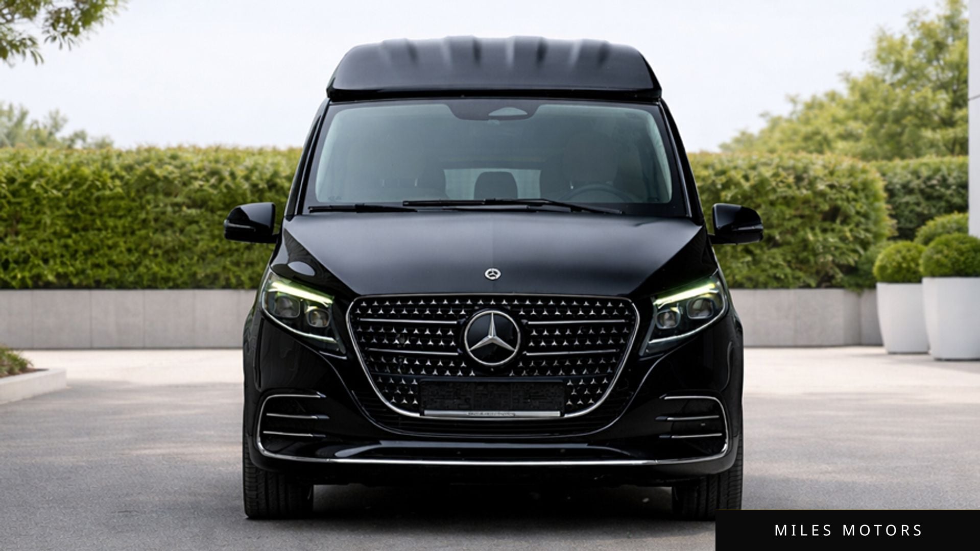 Mercedes-Benz V-Class 2025 — миниатюра 12