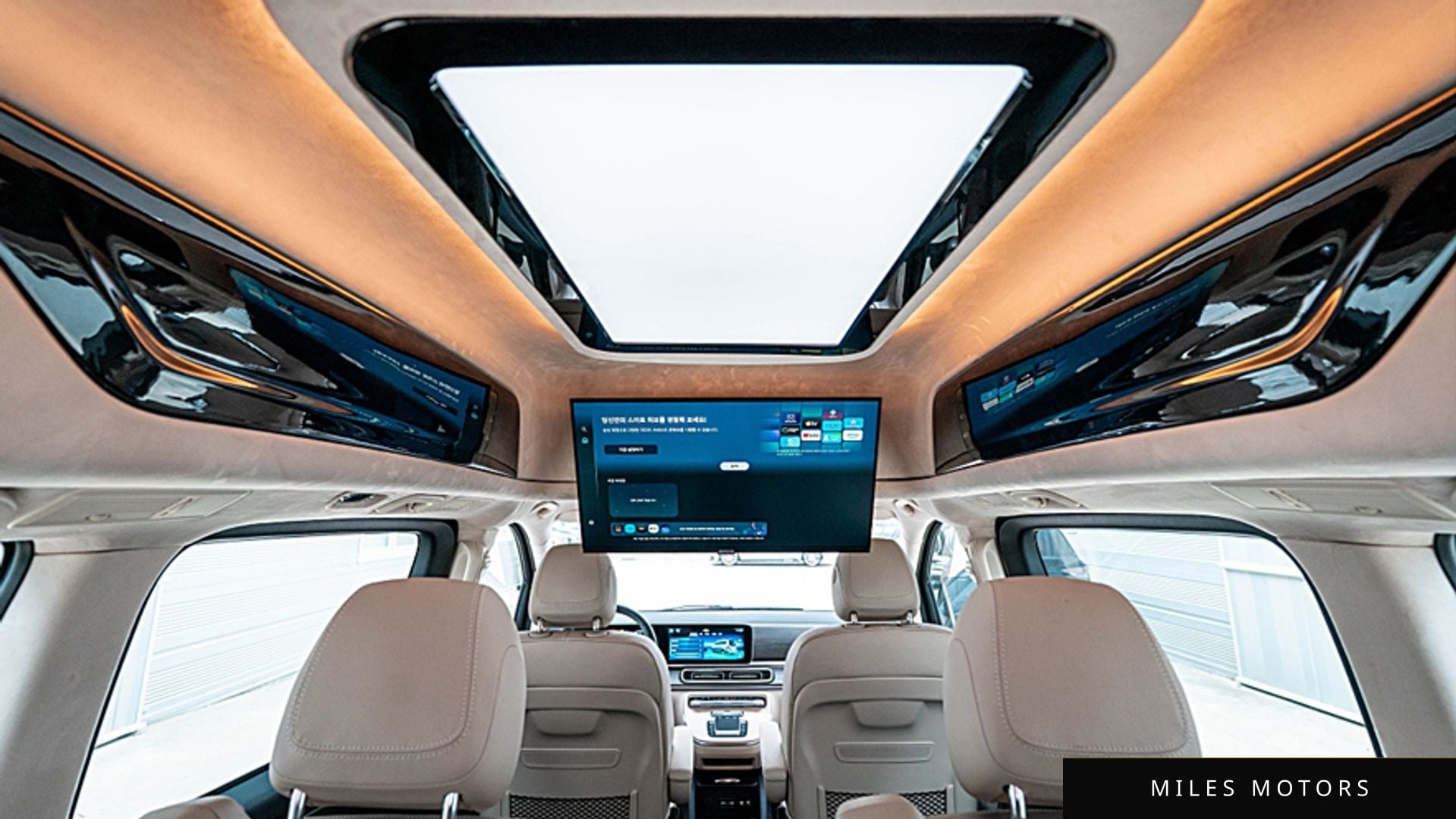 Mercedes-Benz V-Class 2025 — миниатюра 18