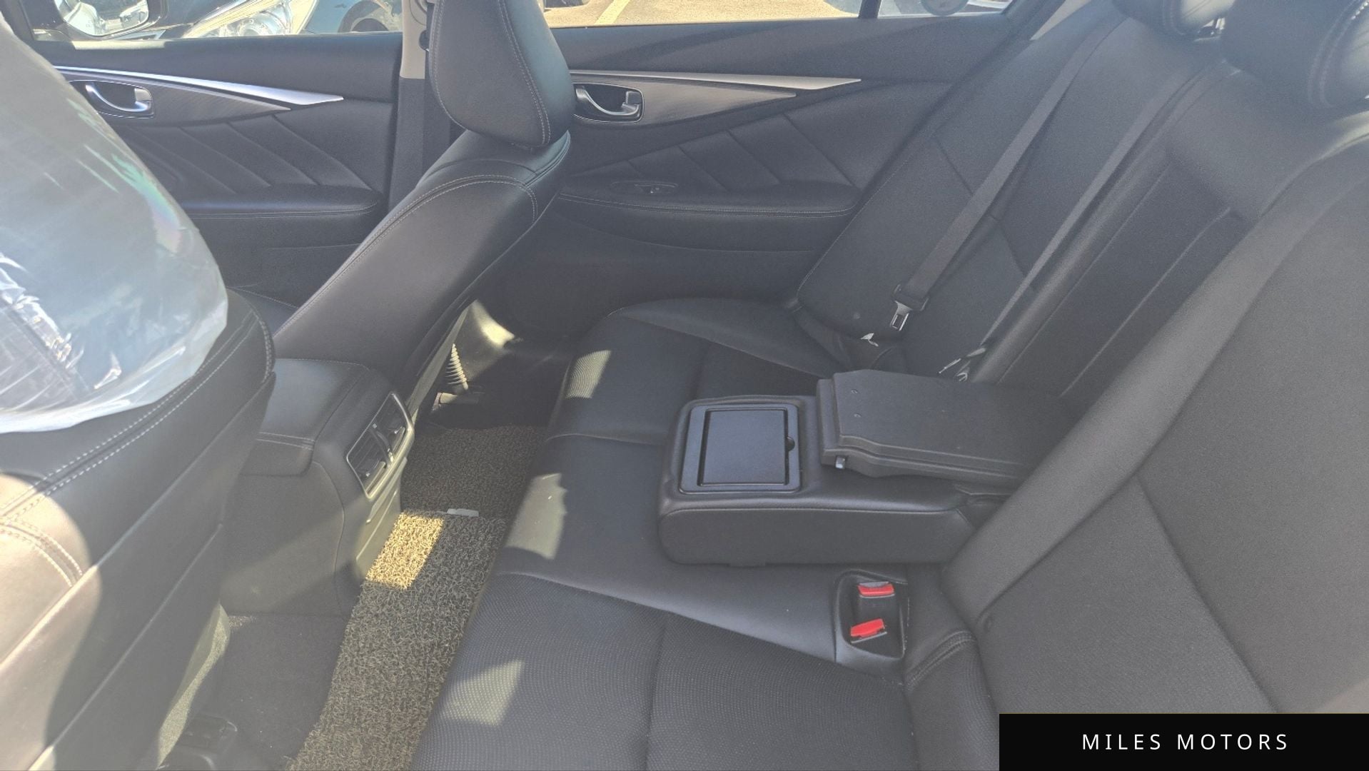Infiniti Q50 2015 — миниатюра 12