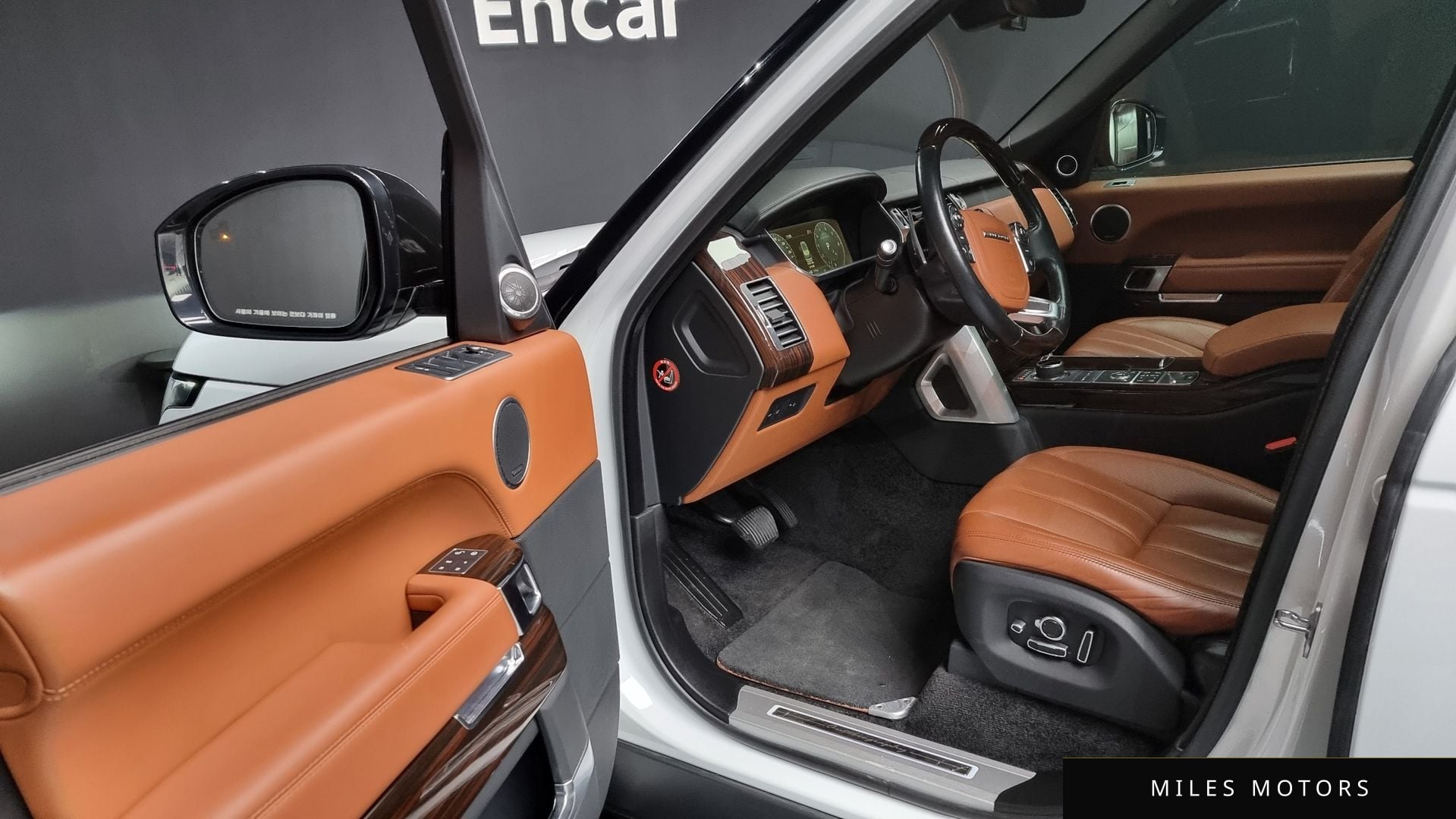 Land Rover Range Rover 2017 — миниатюра 10