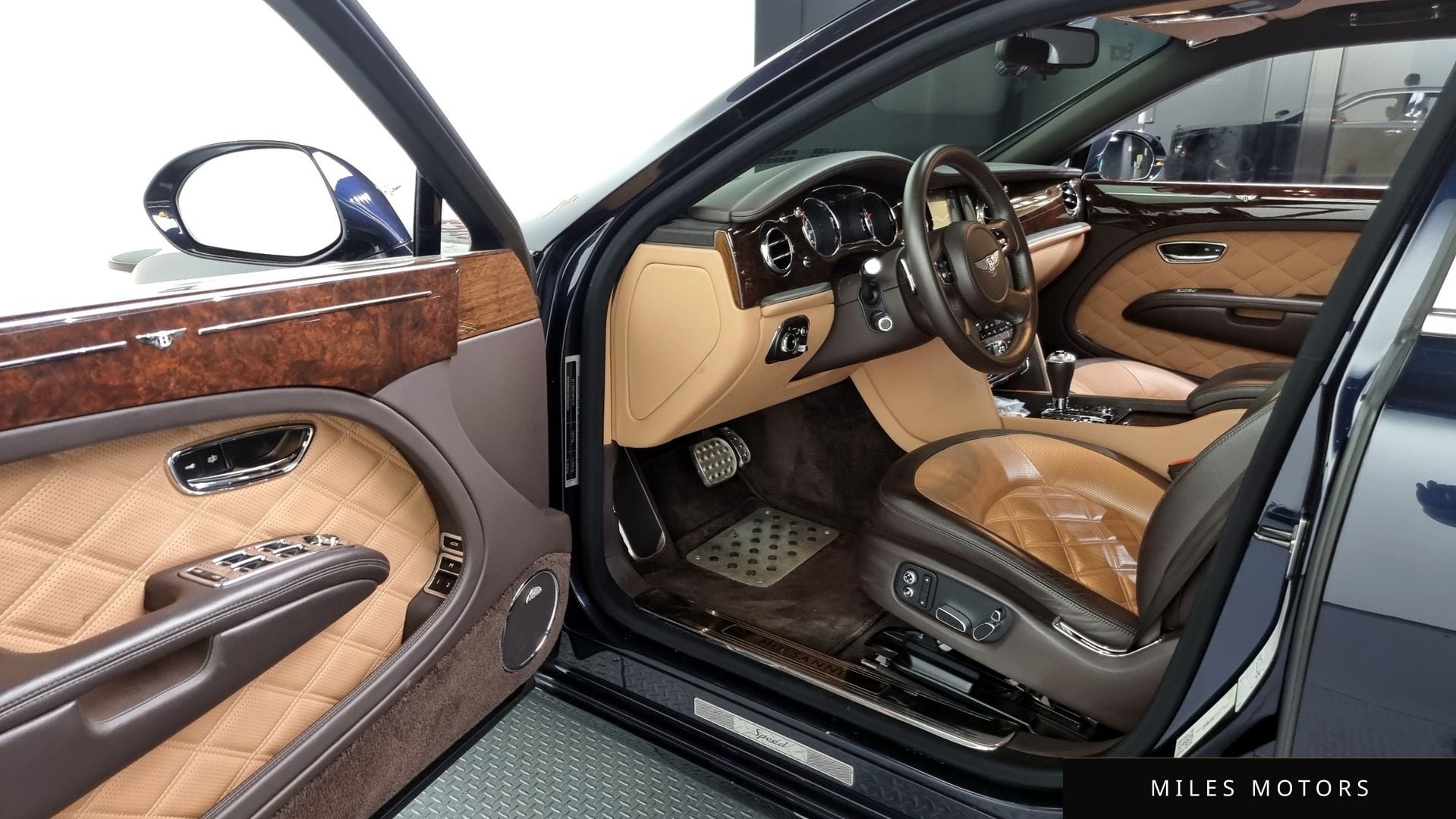 Bentley 뮬산 2016 — миниатюра 10
