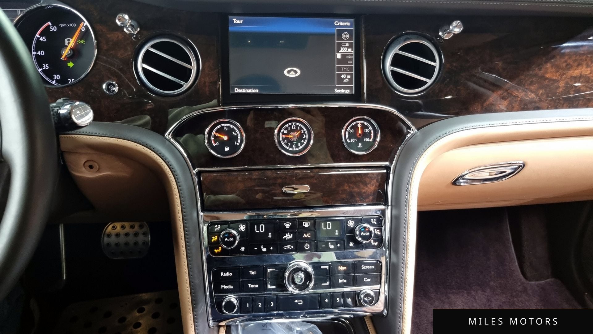 Bentley 뮬산 2016 — миниатюра 14