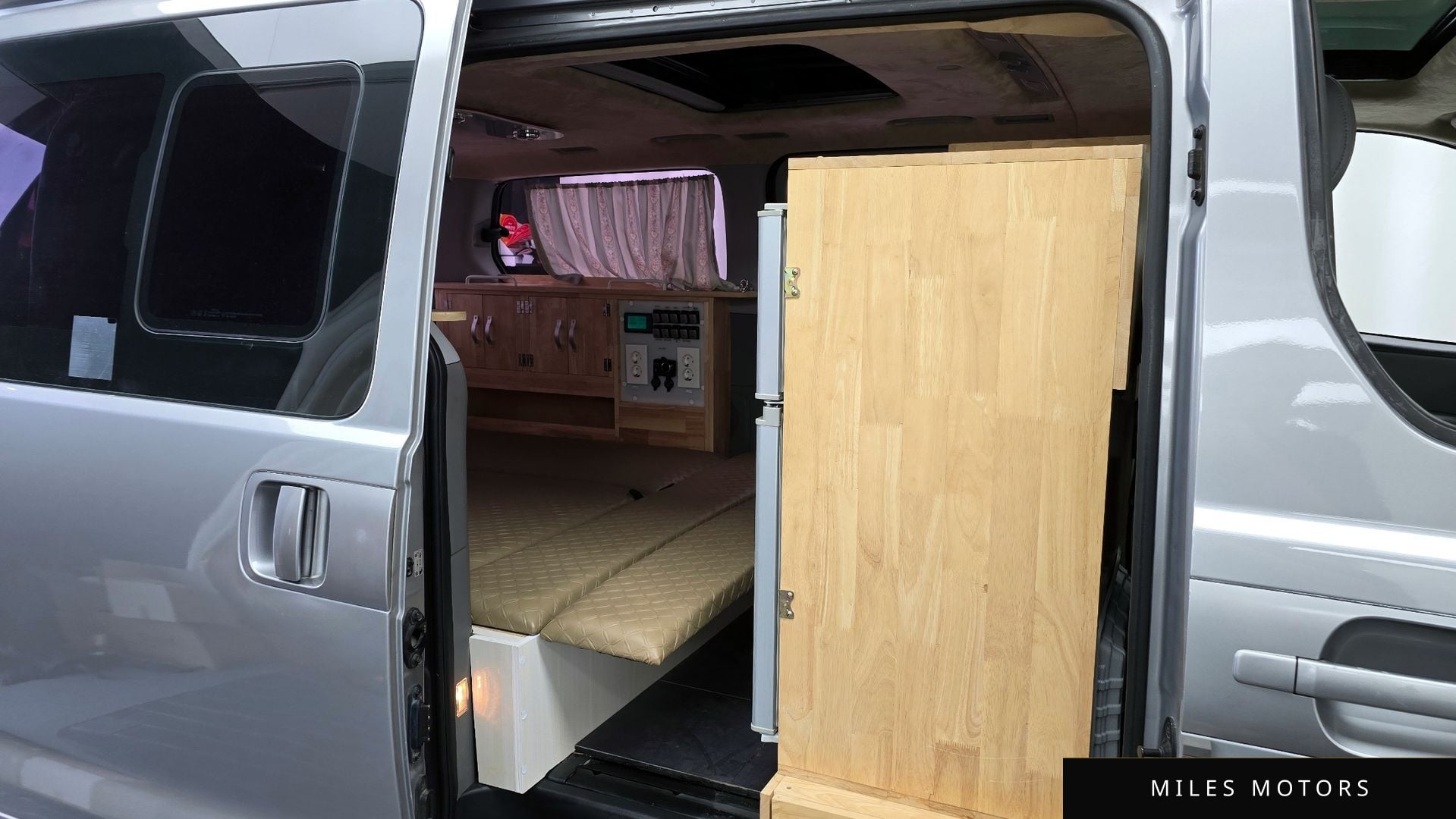 Hyundai Starex 2016 — миниатюра 12