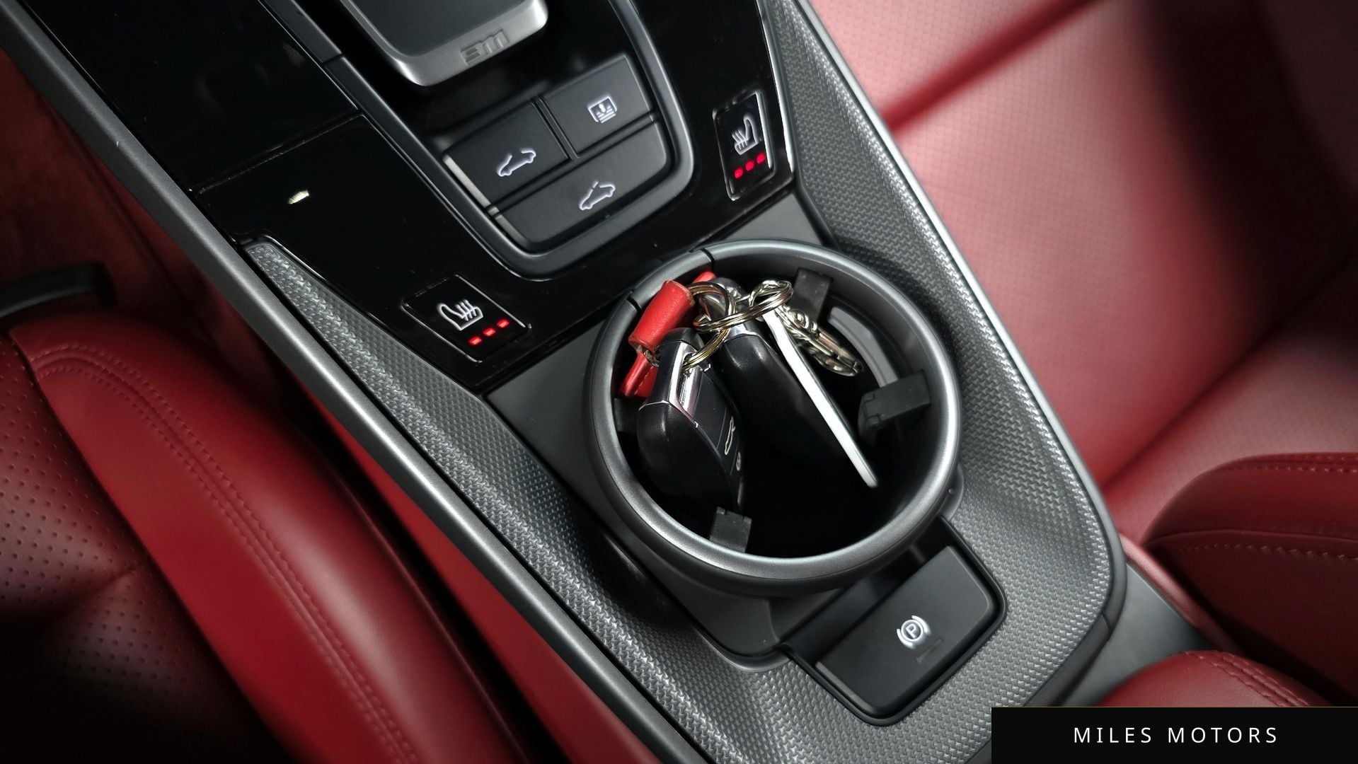 Porsche 911 (992) 2021 — миниатюра 6