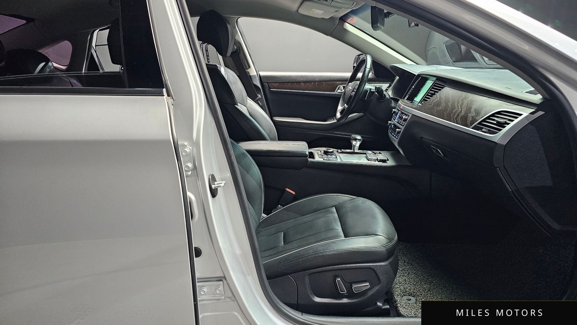 Genesis G80 2018 — миниатюра 10