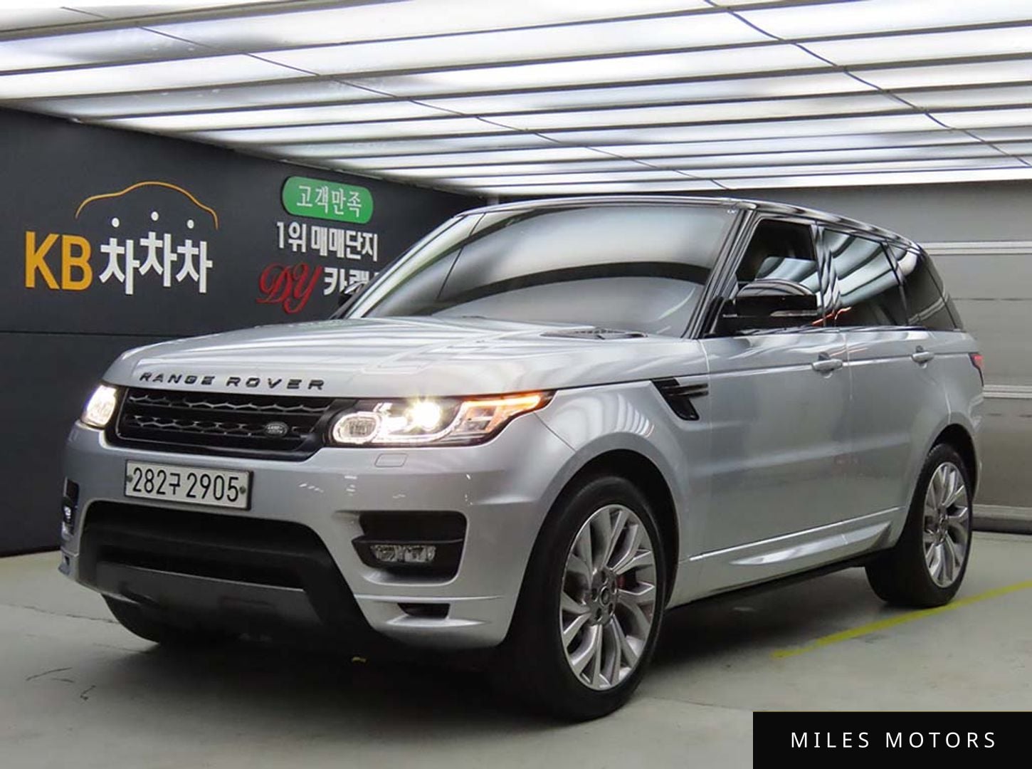 Land Rover Range Rover Sport 2016 — фото 1 из 12