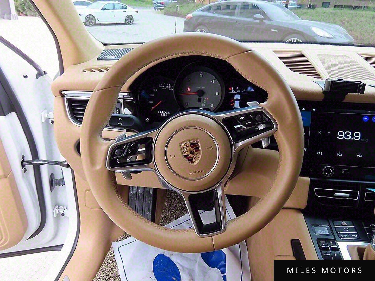 Porsche Macan 2016 — миниатюра 8