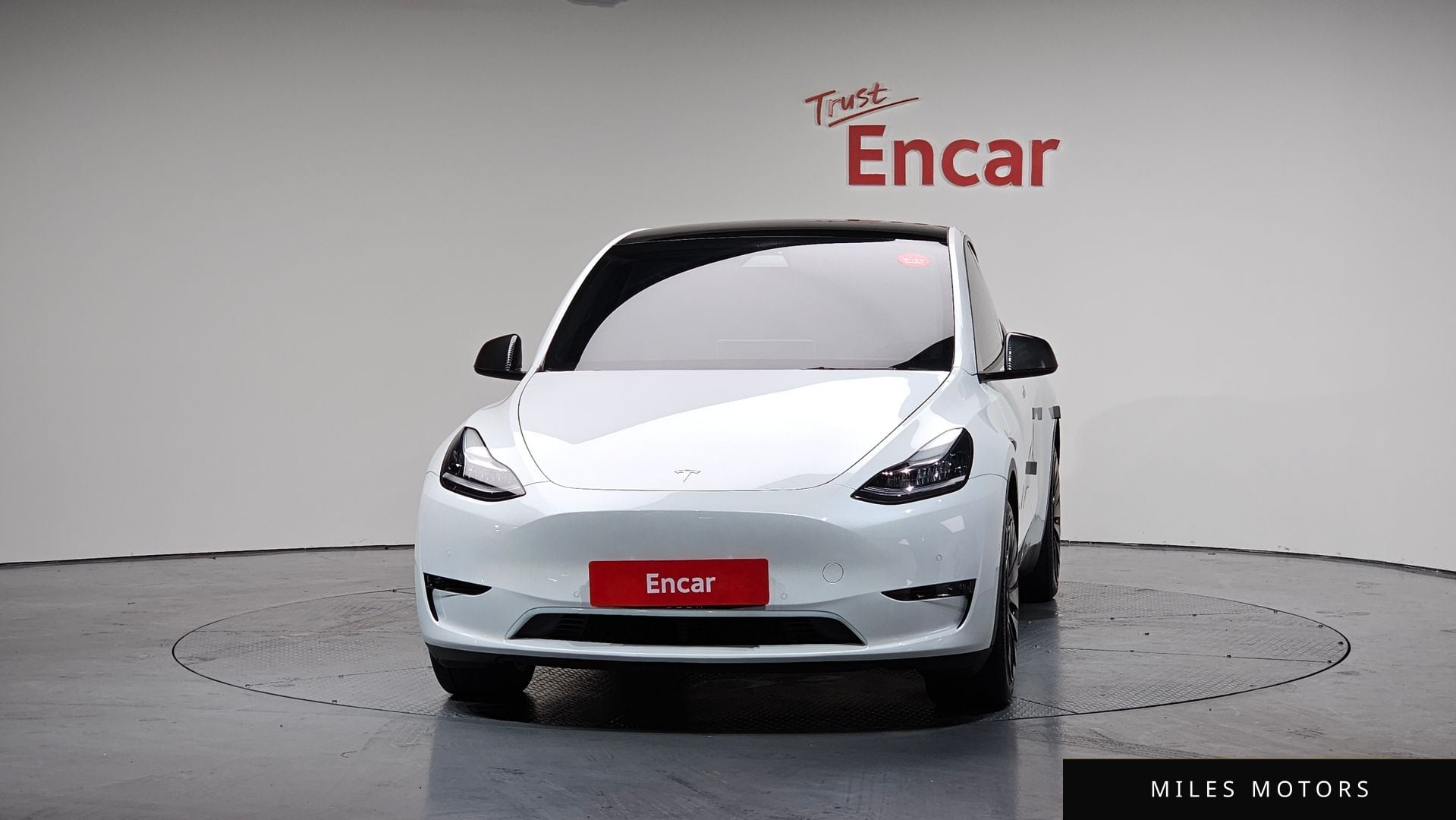 Tesla Model Y 2022 — миниатюра 3