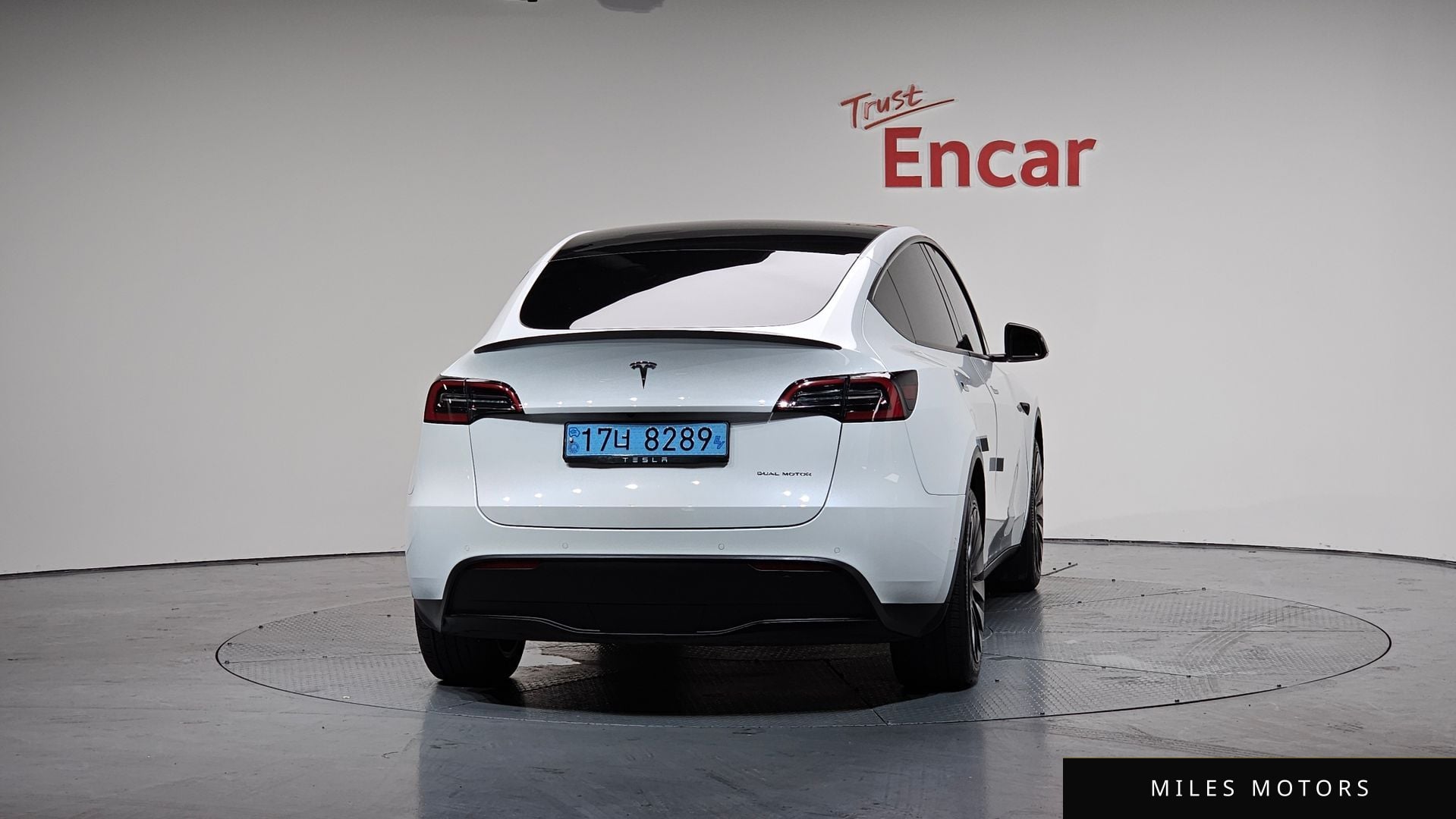 Tesla Model Y 2022 — миниатюра 4