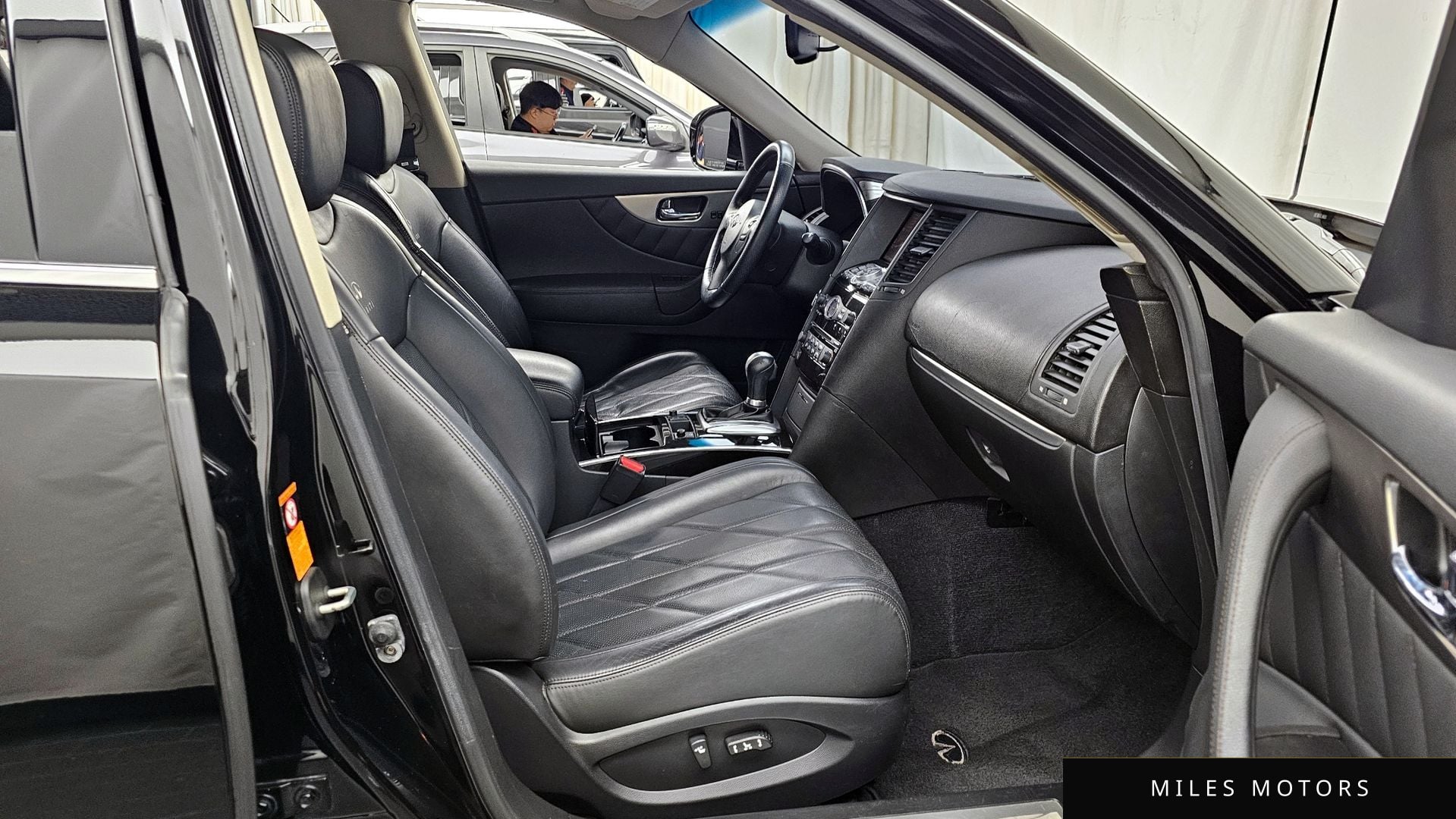 Infiniti FX35 2009 — миниатюра 11