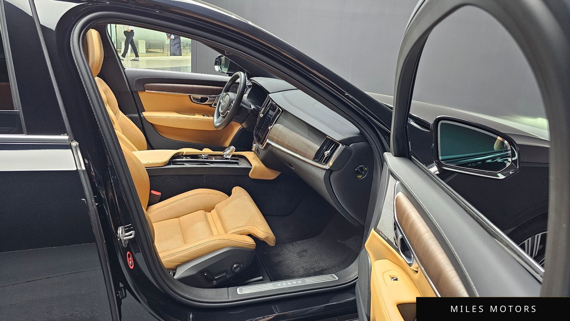 Volvo S90 2023 — миниатюра 10