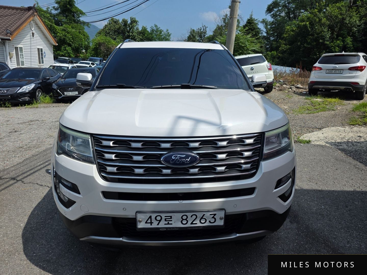 Ford Explorer 2017 — фото 1 из 12