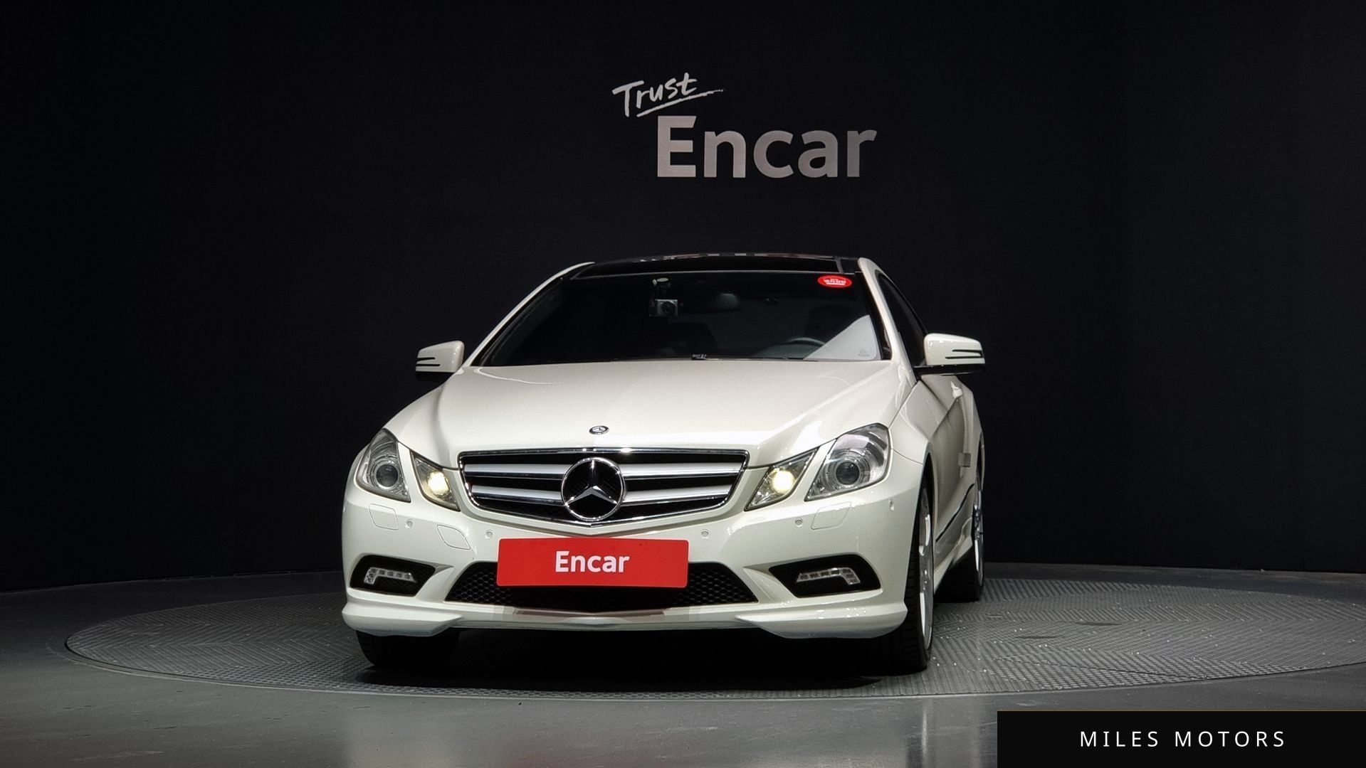 Mercedes-Benz E-Class W212 2011 — миниатюра 3