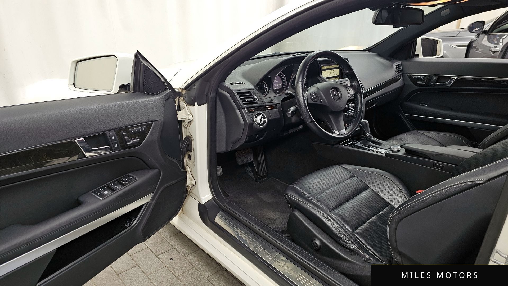 Mercedes-Benz E-Class W212 2011 — миниатюра 10