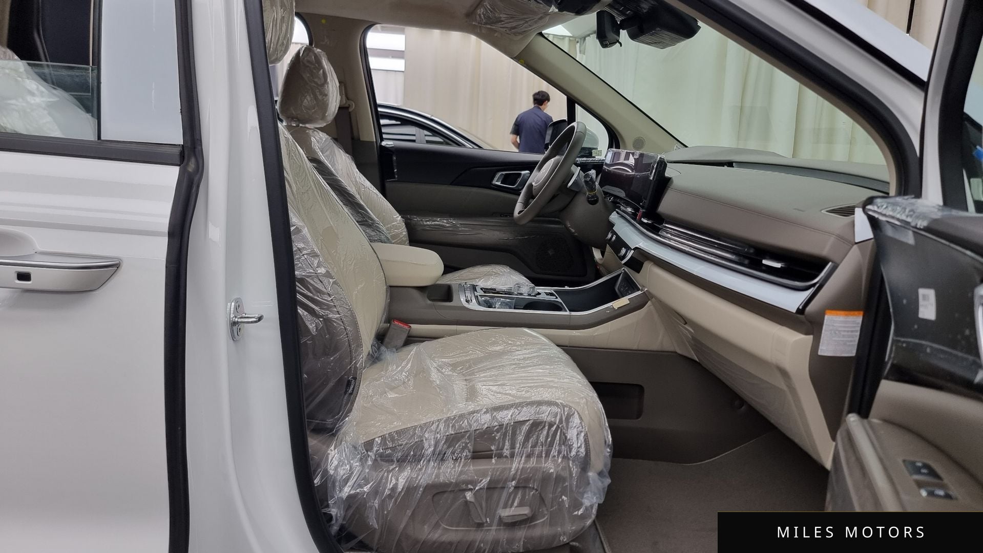 Kia Canival 2024 — миниатюра 11