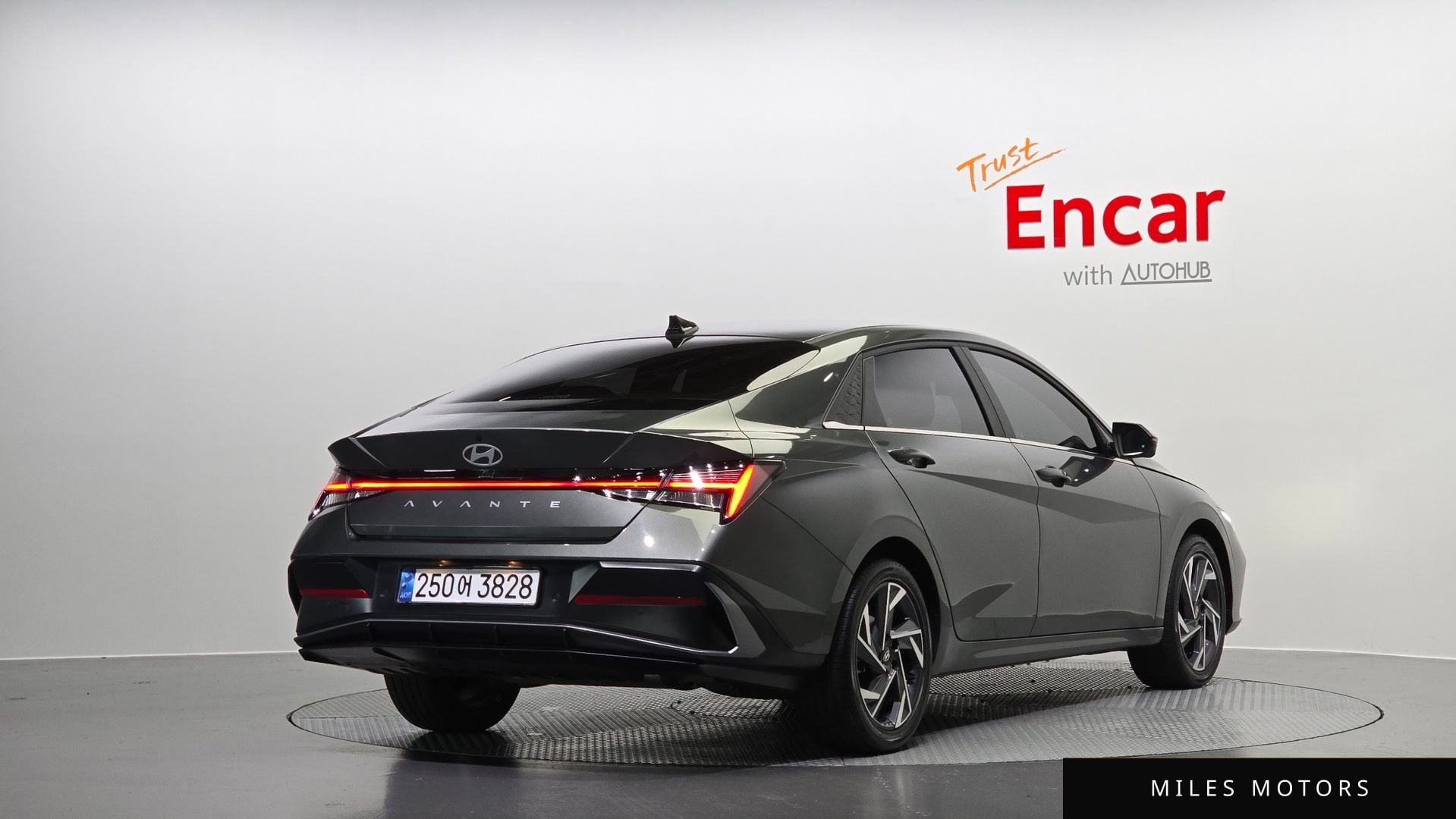 Hyundai AVANTE 2025 — миниатюра 2