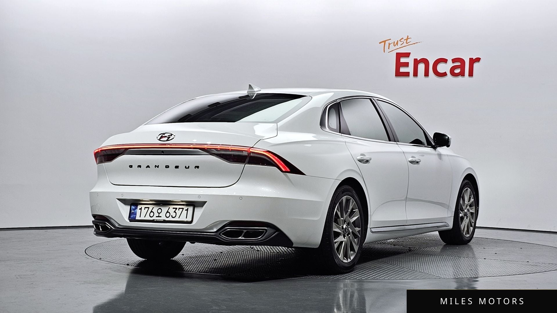 Hyundai Grandeur 2022 — миниатюра 2