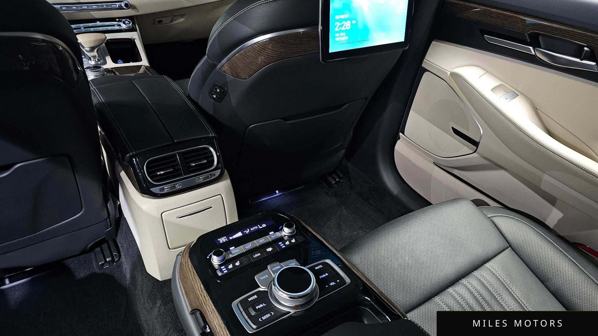 Genesis G90 2021 — миниатюра 9