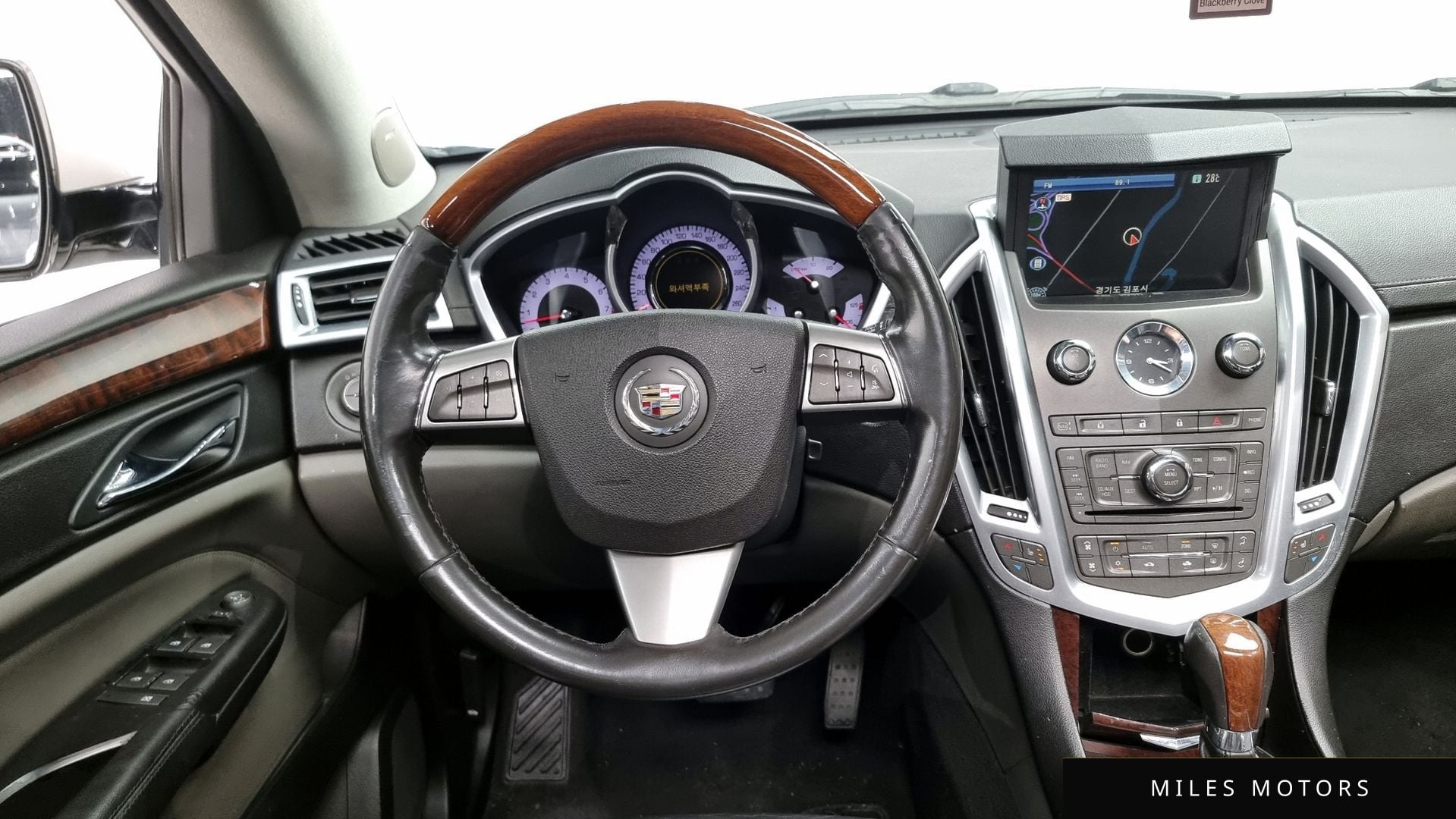 Cadillac SRX 2010 — миниатюра 13