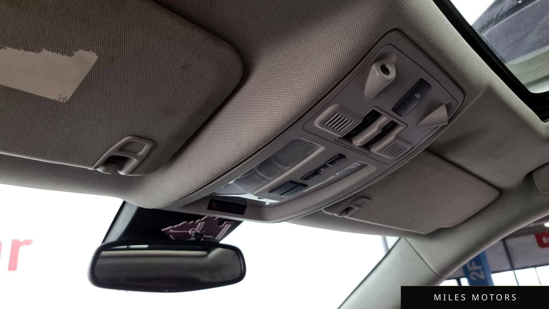 Cadillac SRX 2010 — миниатюра 19