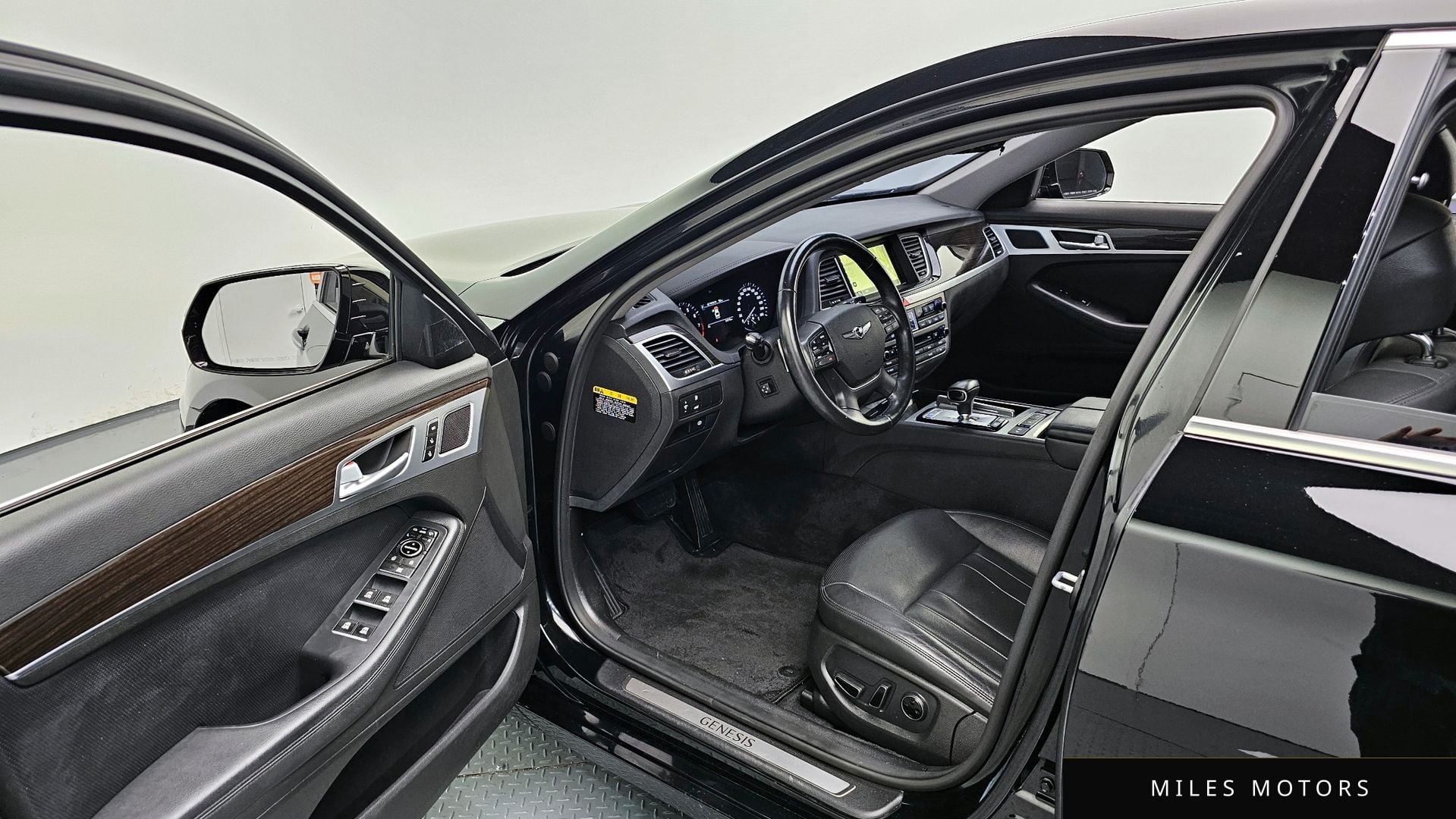 Genesis G80 2017 — миниатюра 11