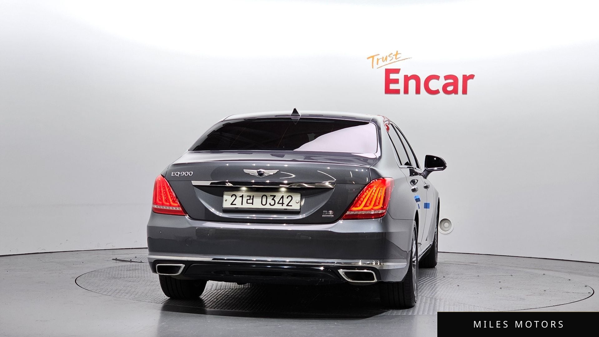 Genesis EQ900 2016 — миниатюра 4