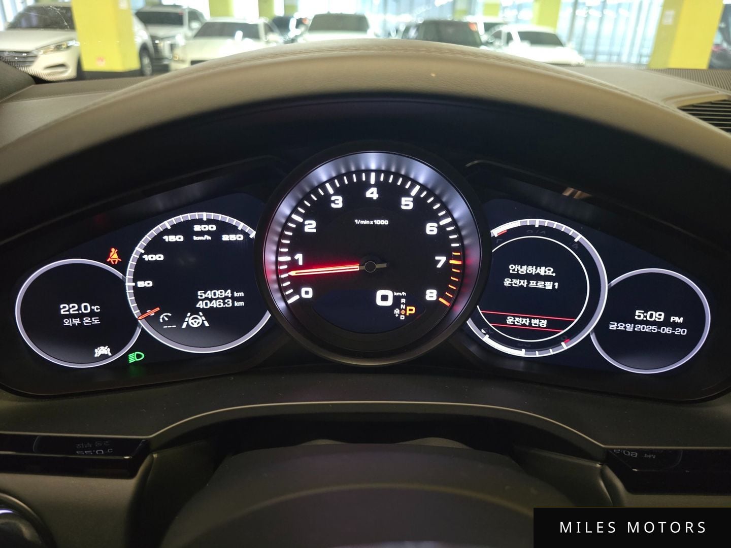 Porsche Cayenne 2020 — миниатюра 8