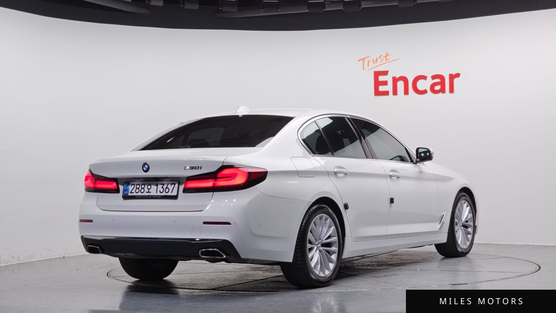 BMW 5시리즈 (G30) 2021 — миниатюра 2