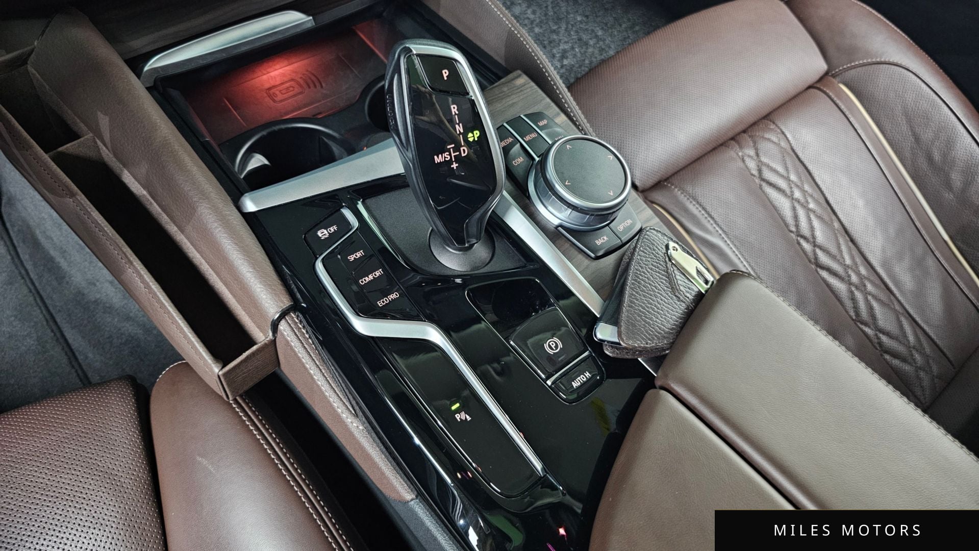 BMW 5시리즈 (G30) 2021 — миниатюра 9
