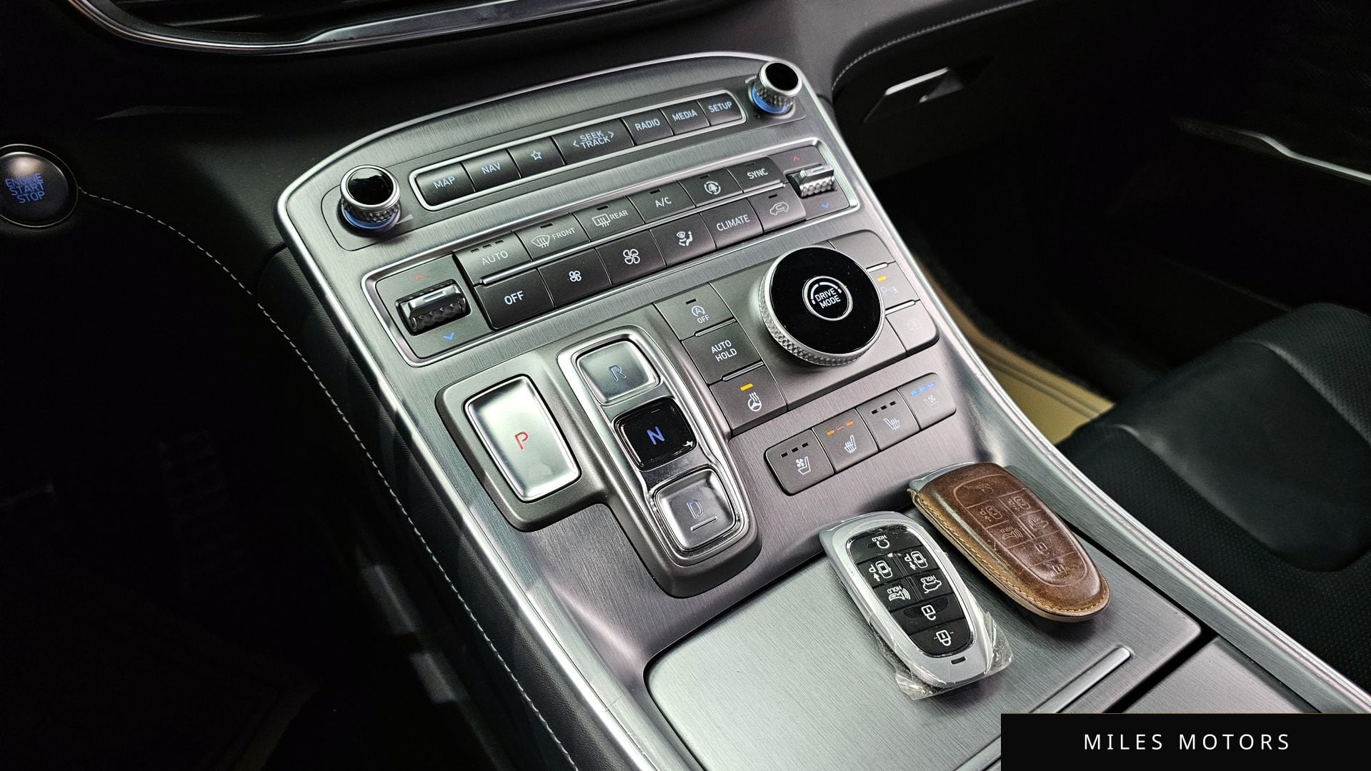 Hyundai Santafe 2021 — миниатюра 9