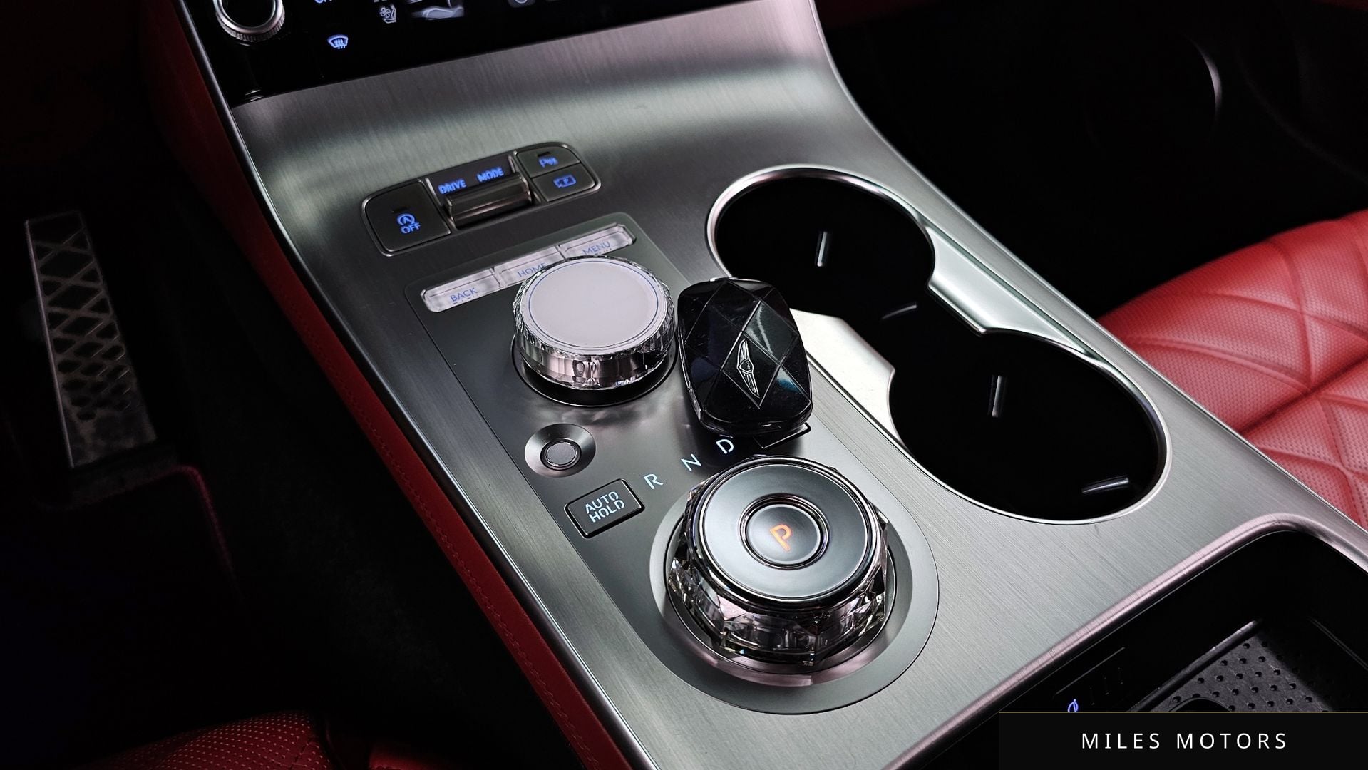 Genesis GV70 2025 — миниатюра 9