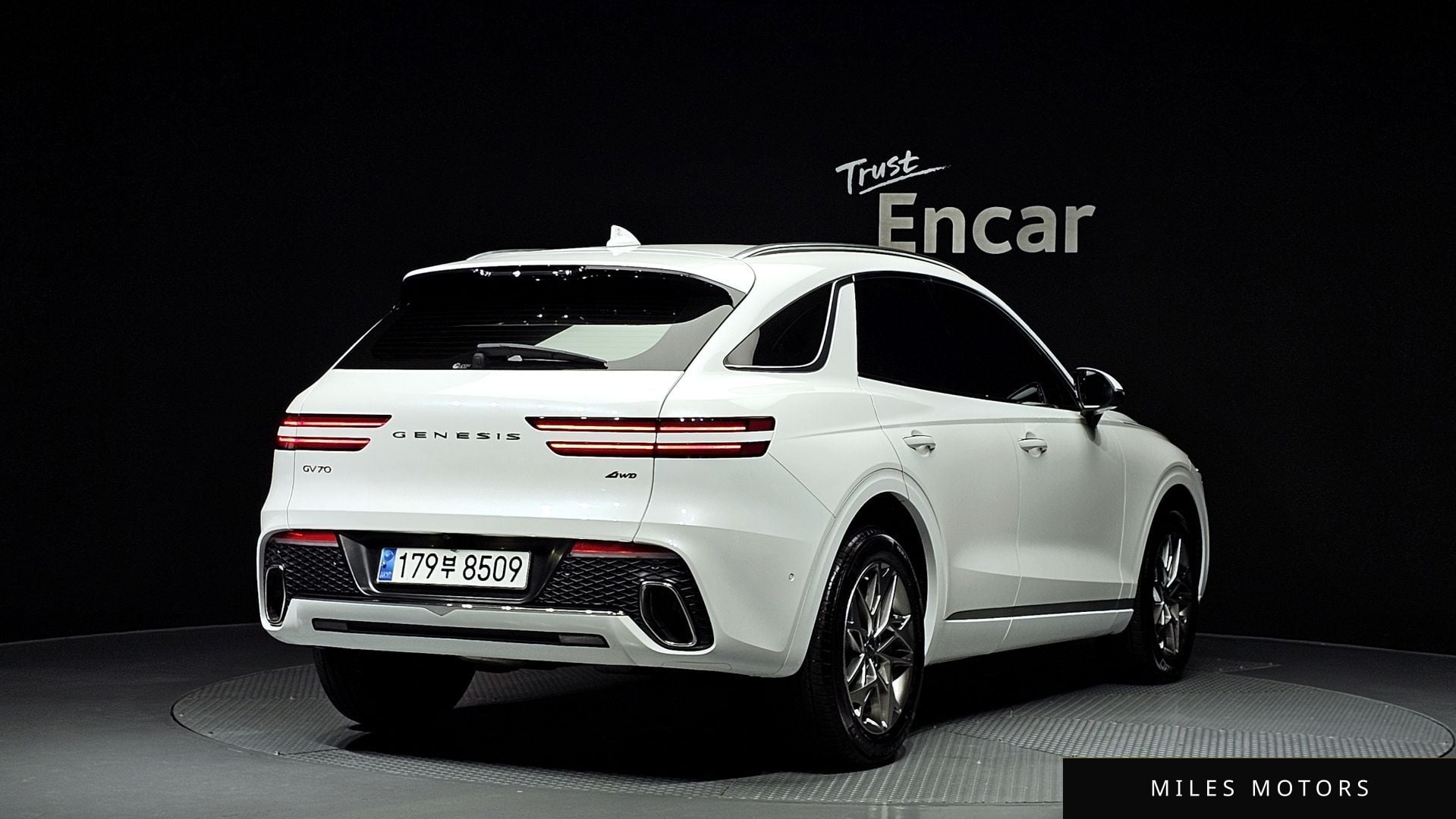 Genesis GV70 2023 — миниатюра 2