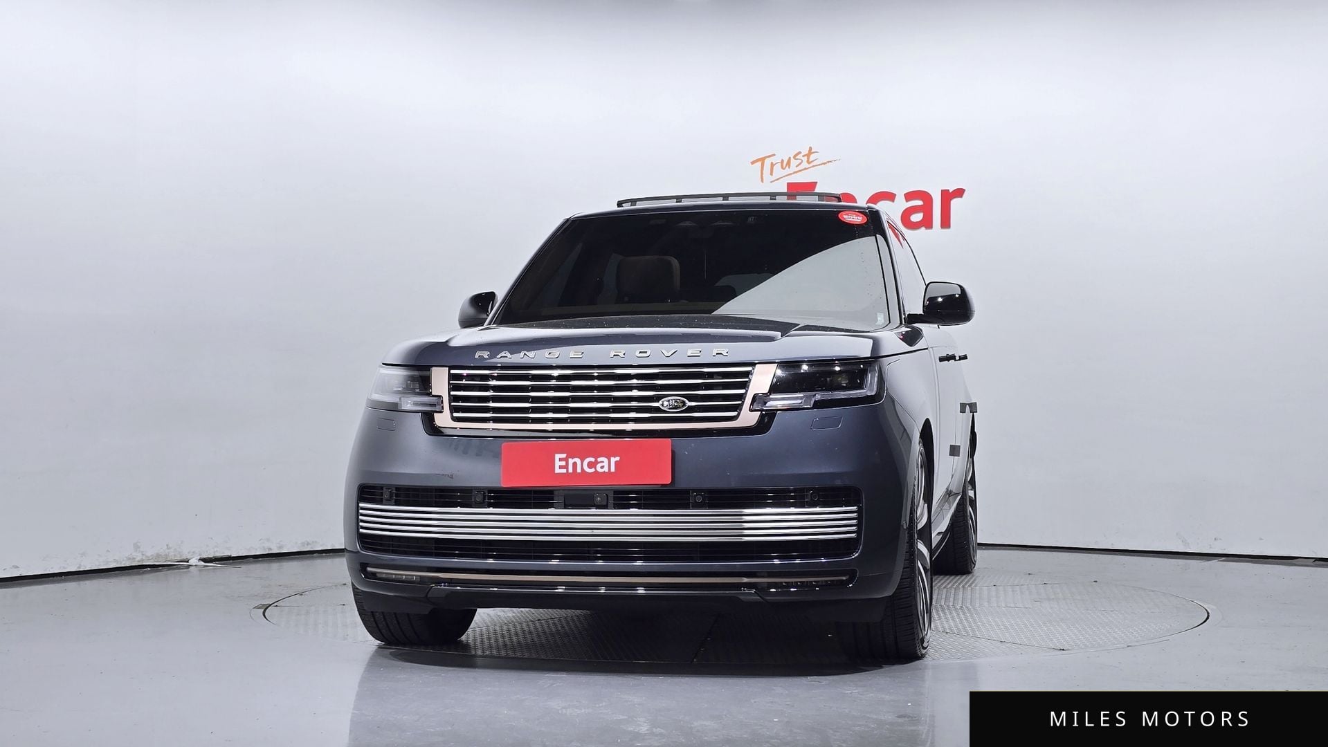 Land Rover Range Rover 2024 — миниатюра 3