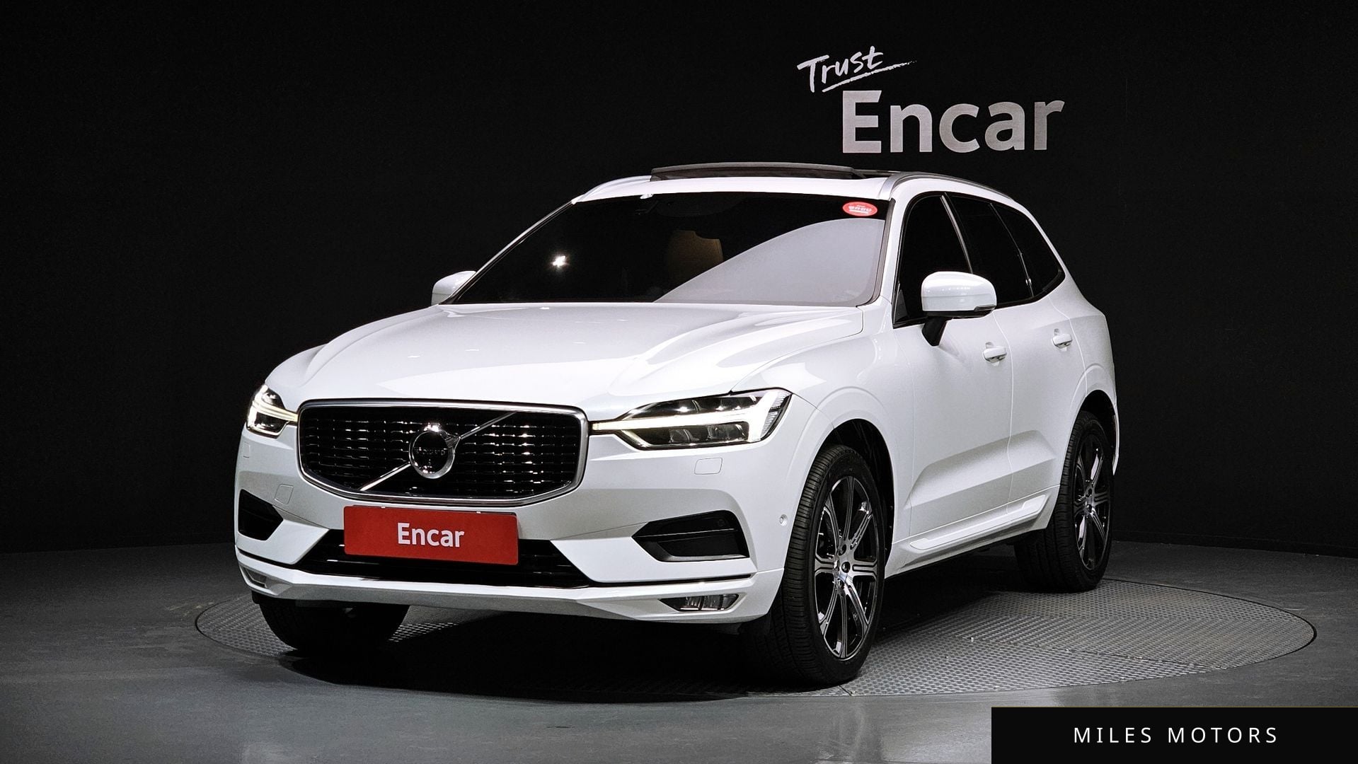 Volvo XC60 2020 — фото 1 из 12