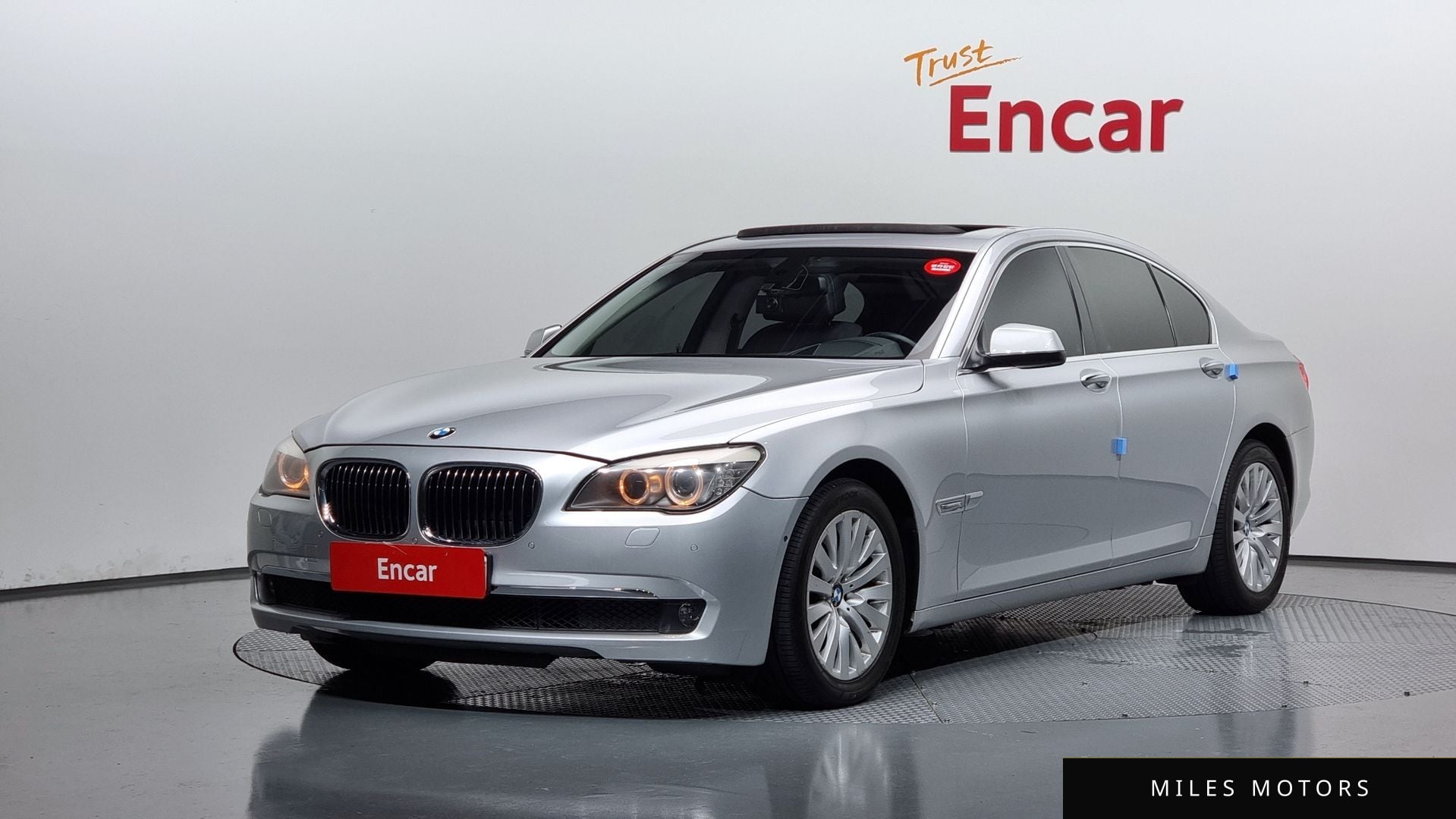 BMW 7 Series (F01) 2011 — фото 1 из 12