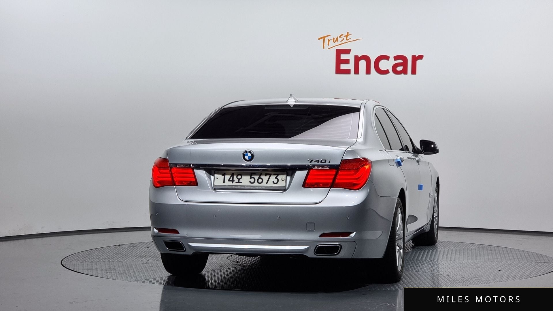 BMW 7 Series (F01) 2011 — миниатюра 4