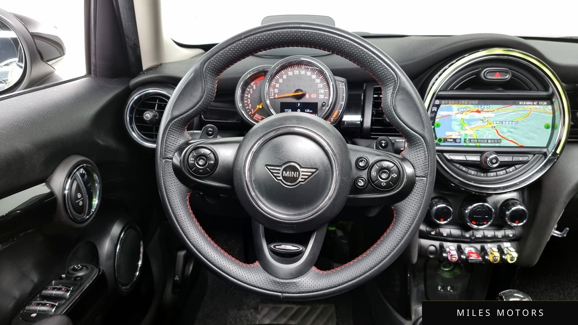 MINI 쿠퍼 S 2020 — миниатюра 13