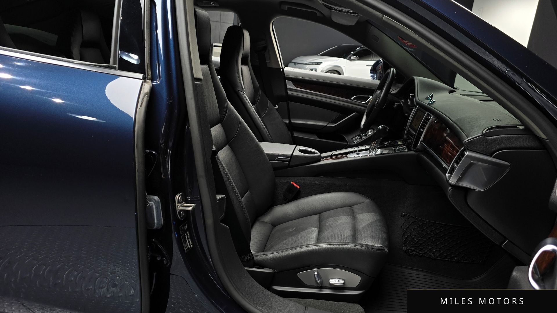 Porsche 파나메라 2012 — миниатюра 10