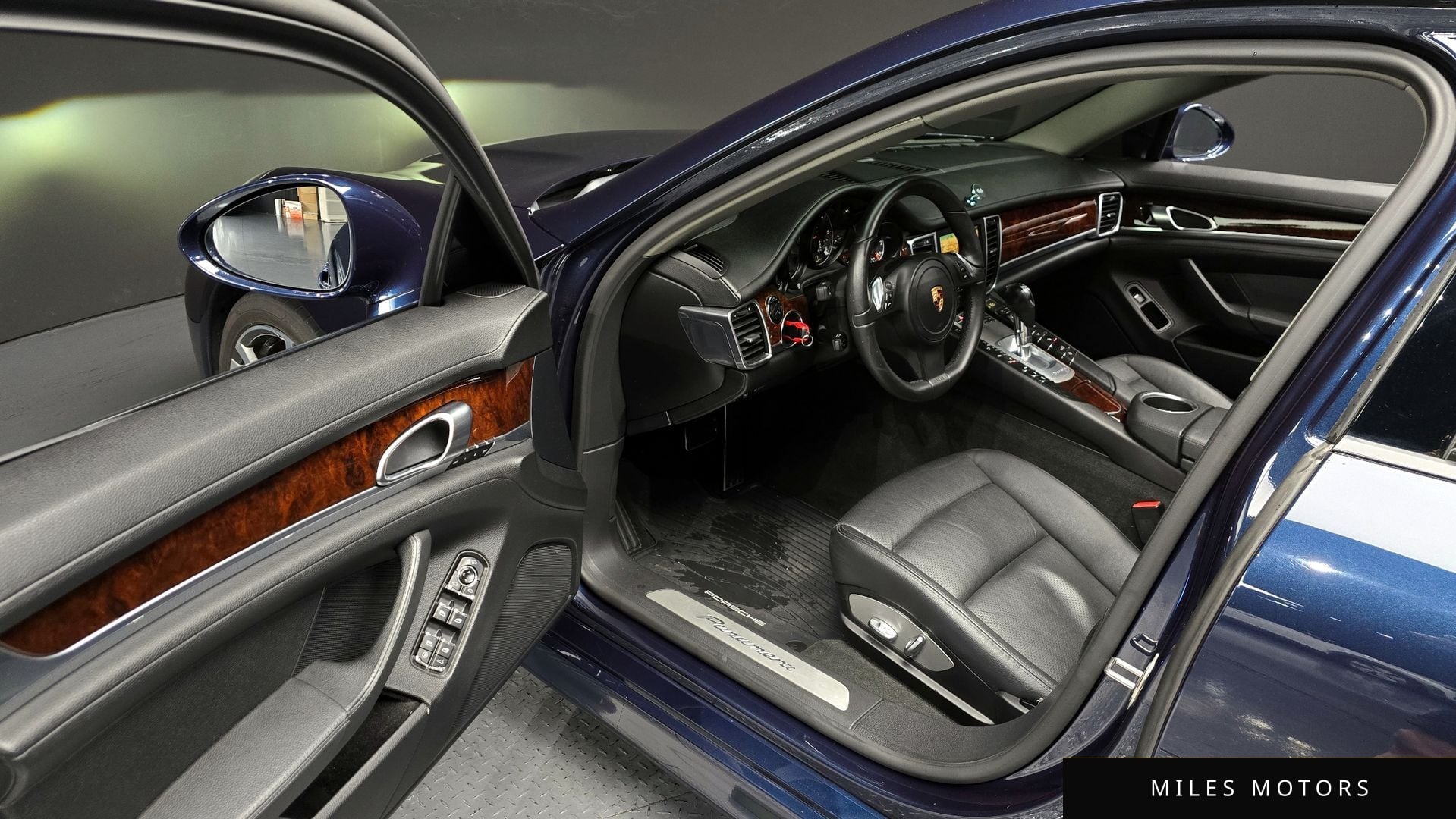 Porsche 파나메라 2012 — миниатюра 11